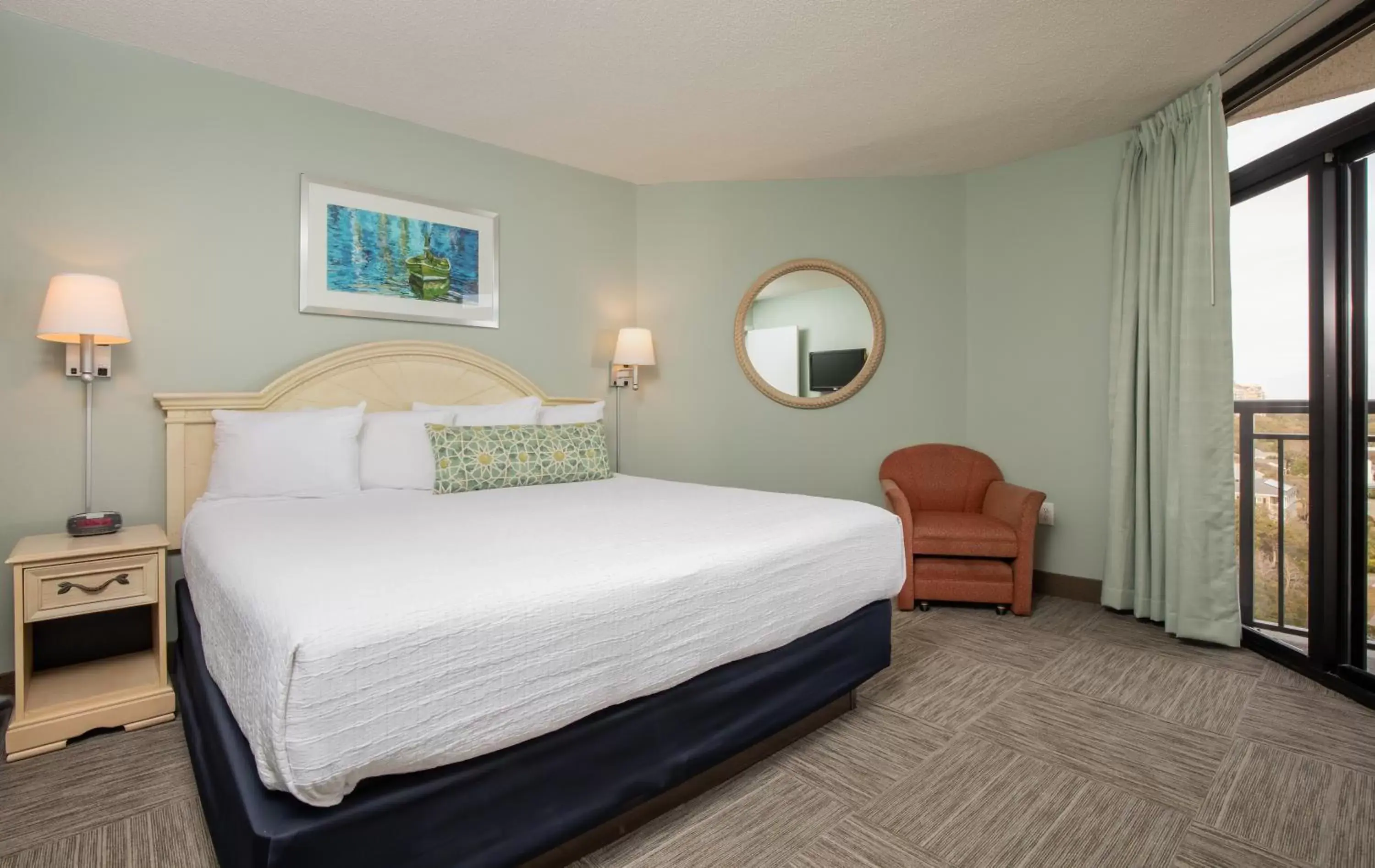 Bedroom, Bed in Grande Shores Ocean Resorts Condominiums