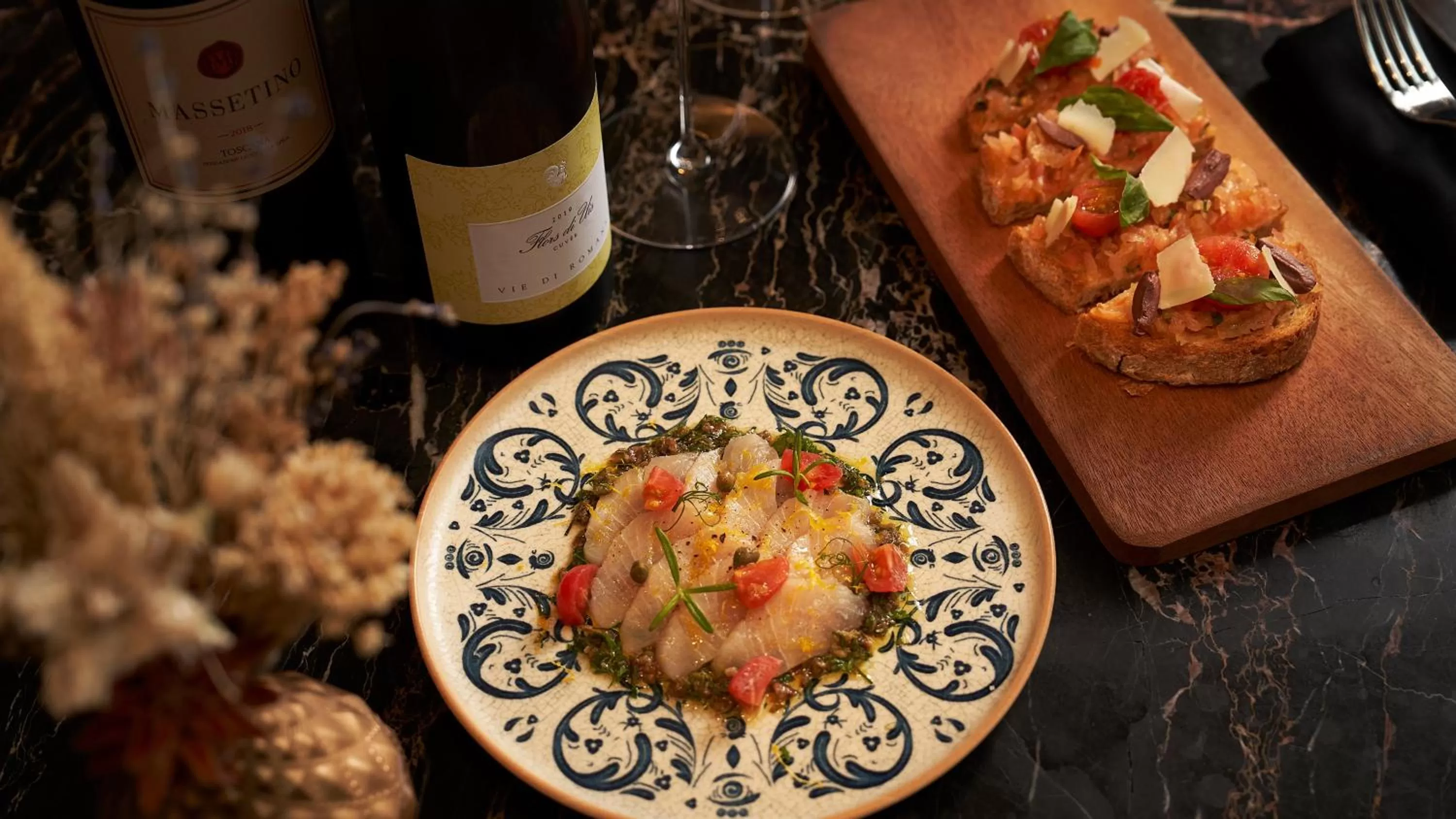 Restaurant/places to eat in InterContinental Singapore by IHG