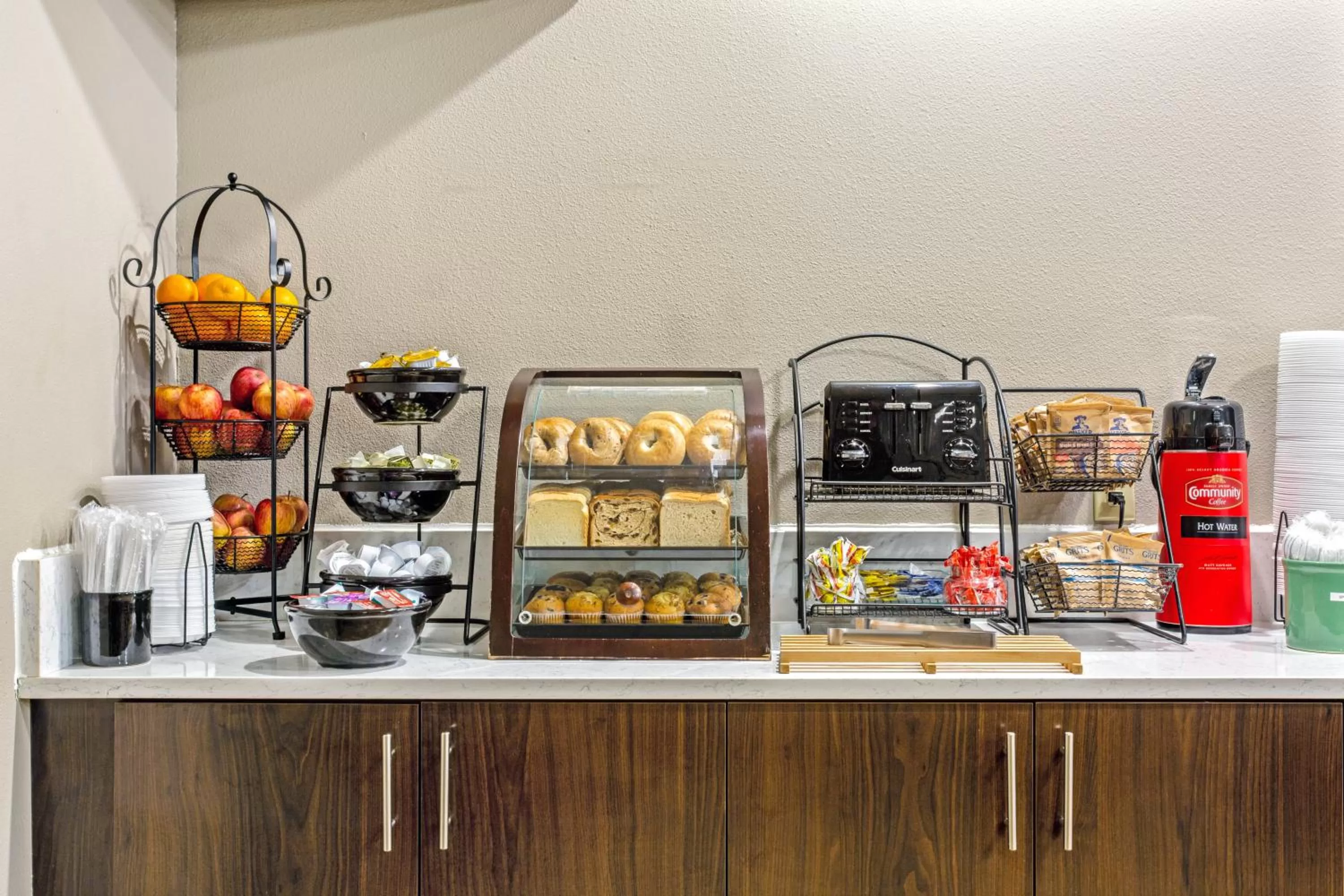 Breakfast in La Quinta by Wyndham Biloxi