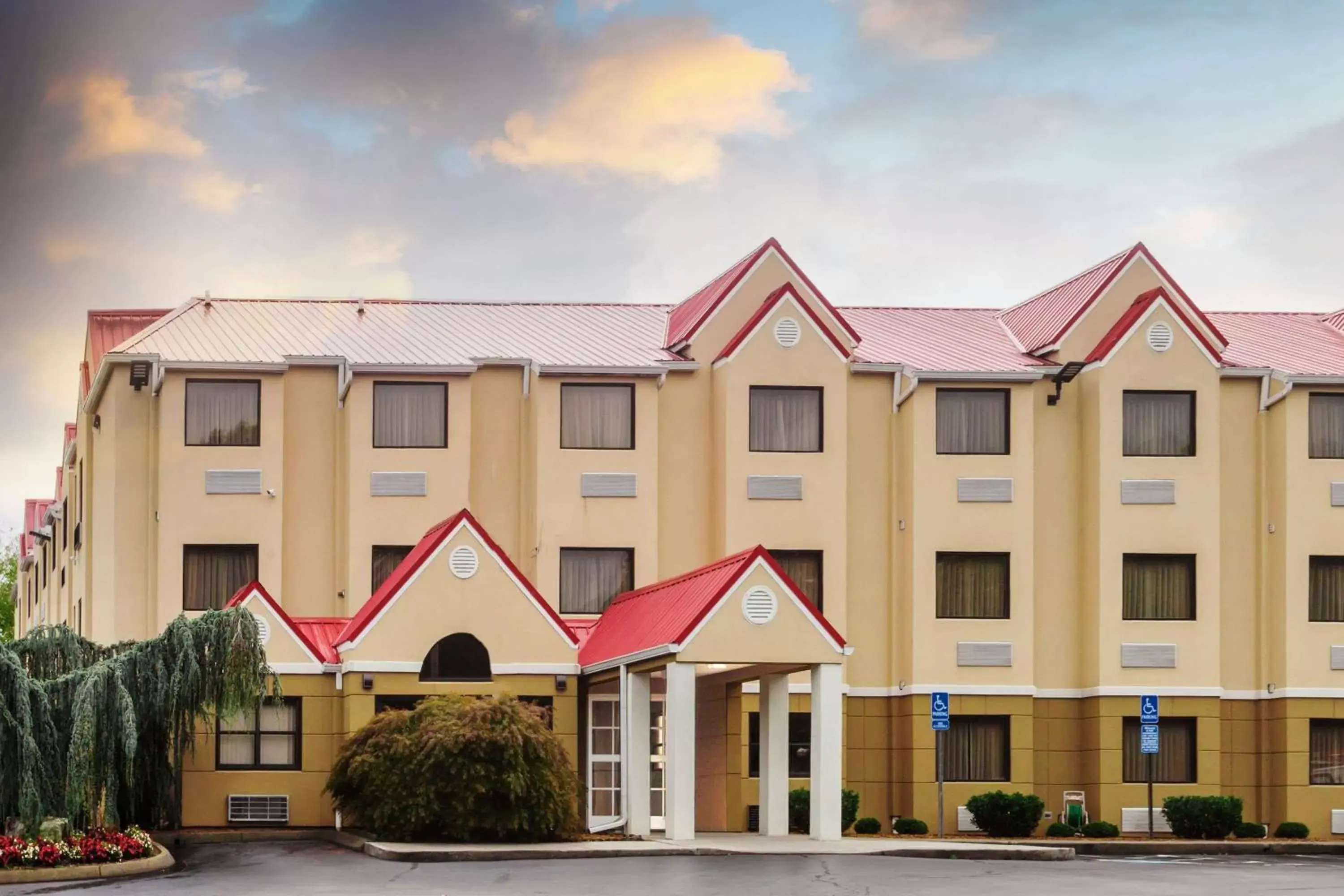 Property Building in Microtel Inn by Wyndham Knoxville
