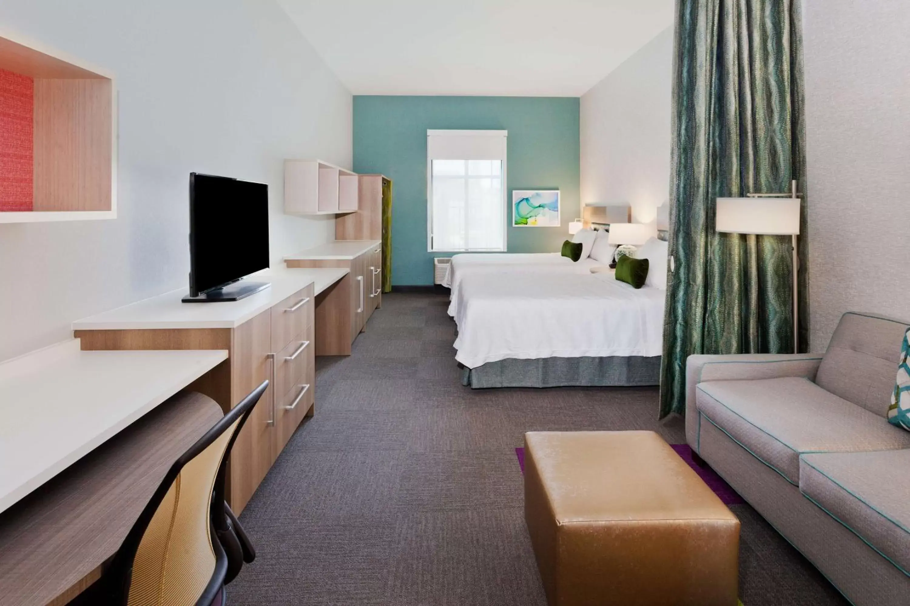 Bedroom in Home2 Suites By Hilton Alpharetta, Ga