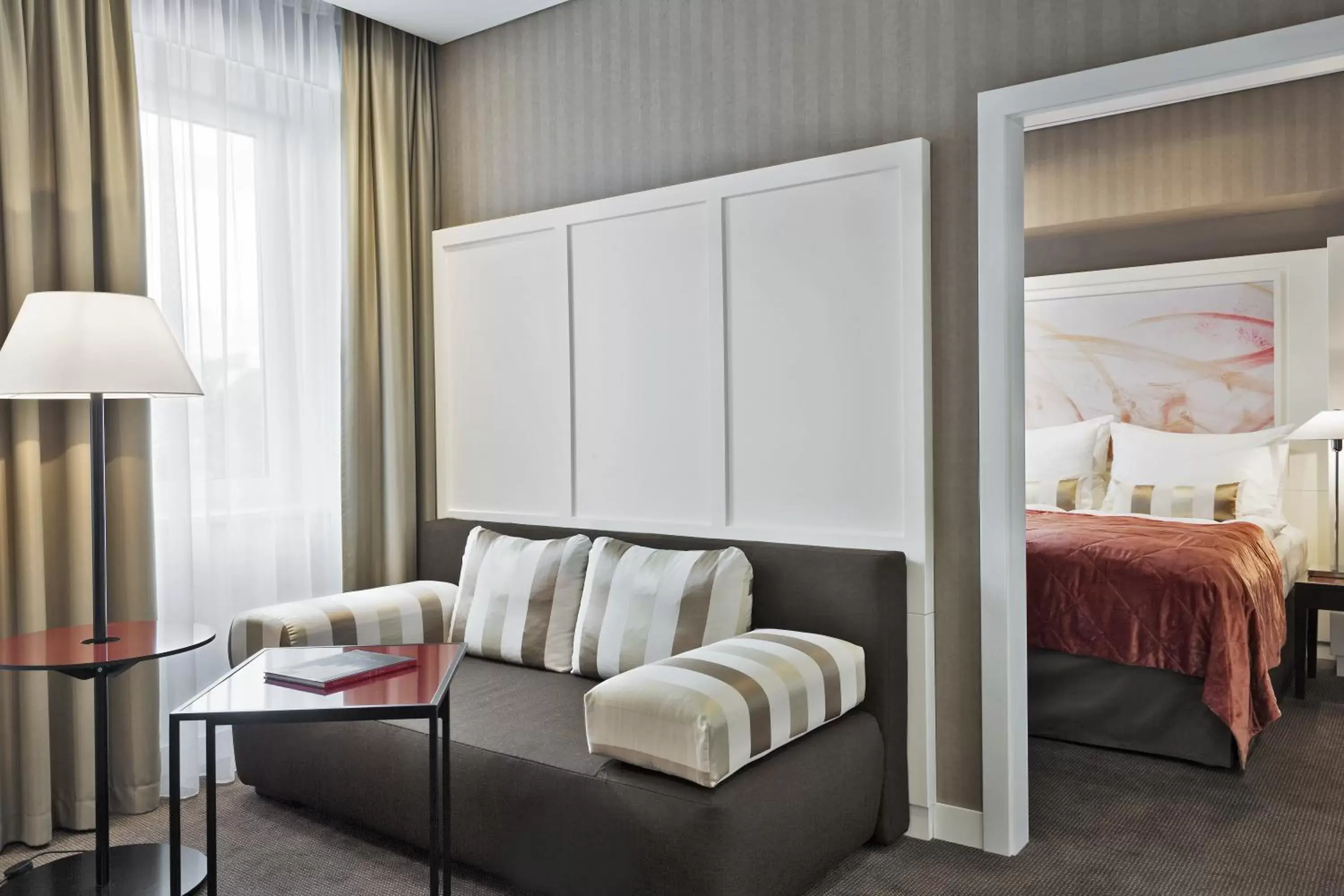 Photo of the whole room, Bed in The Harmonie Vienna, BW Premier Collection