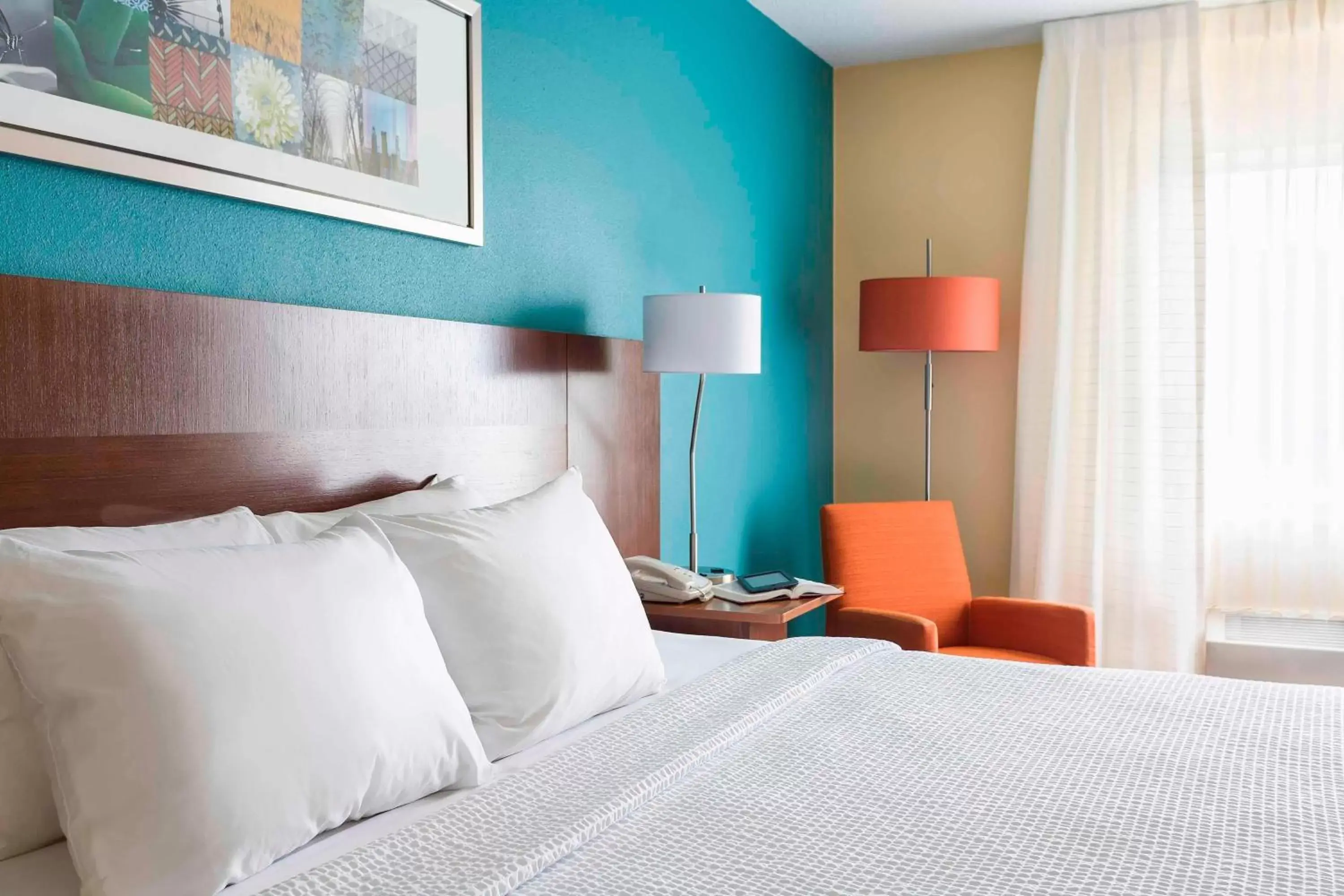 Bedroom, Bed in Fairfield Inn & Suites Mansfield Ontario