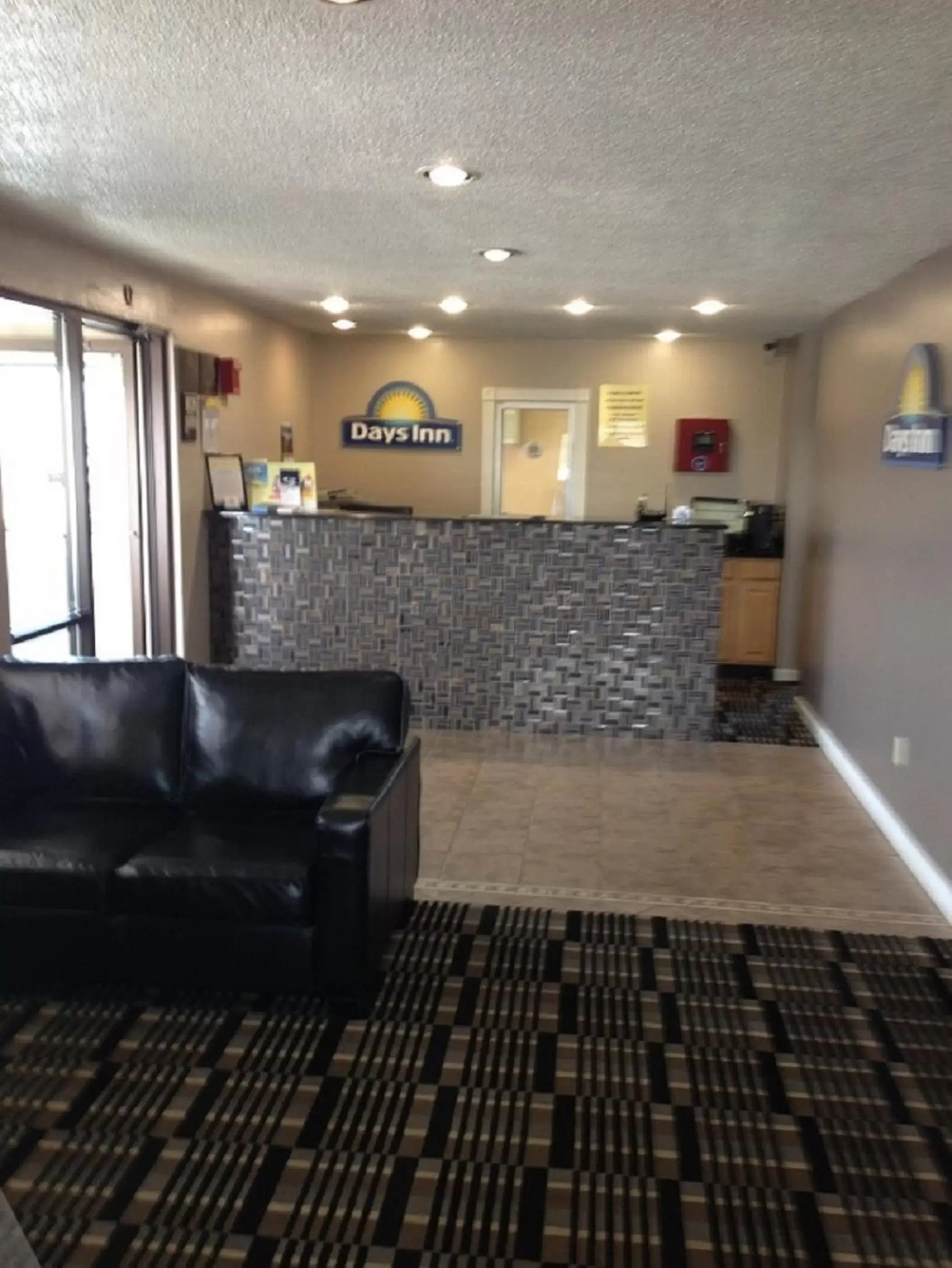 Lobby or reception, Lobby/Reception in Days Inn by Wyndham Cloverdale Greencastle