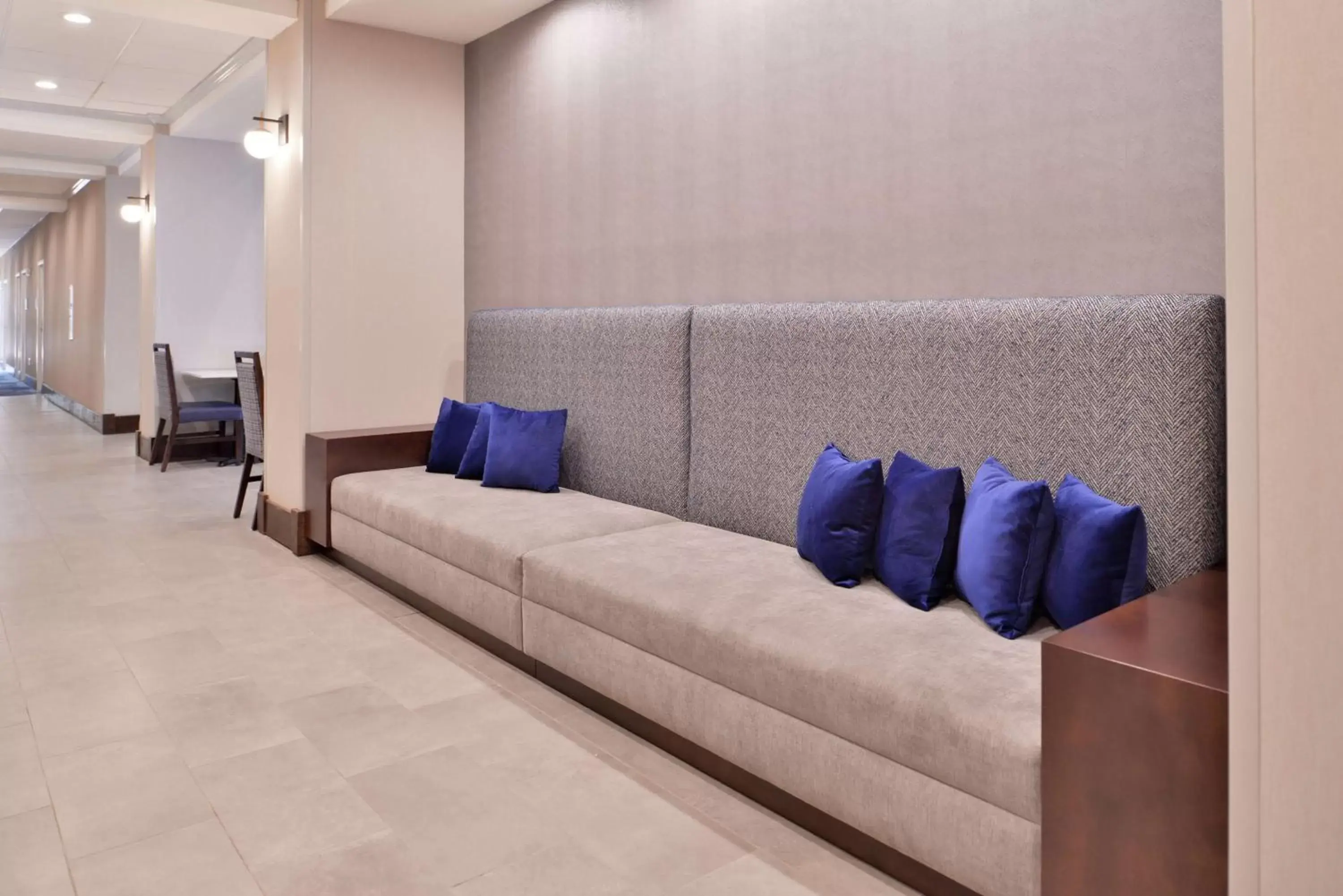 Lobby or reception, Seating Area in Hampton Inn & Suites Legacy Park-Frisco