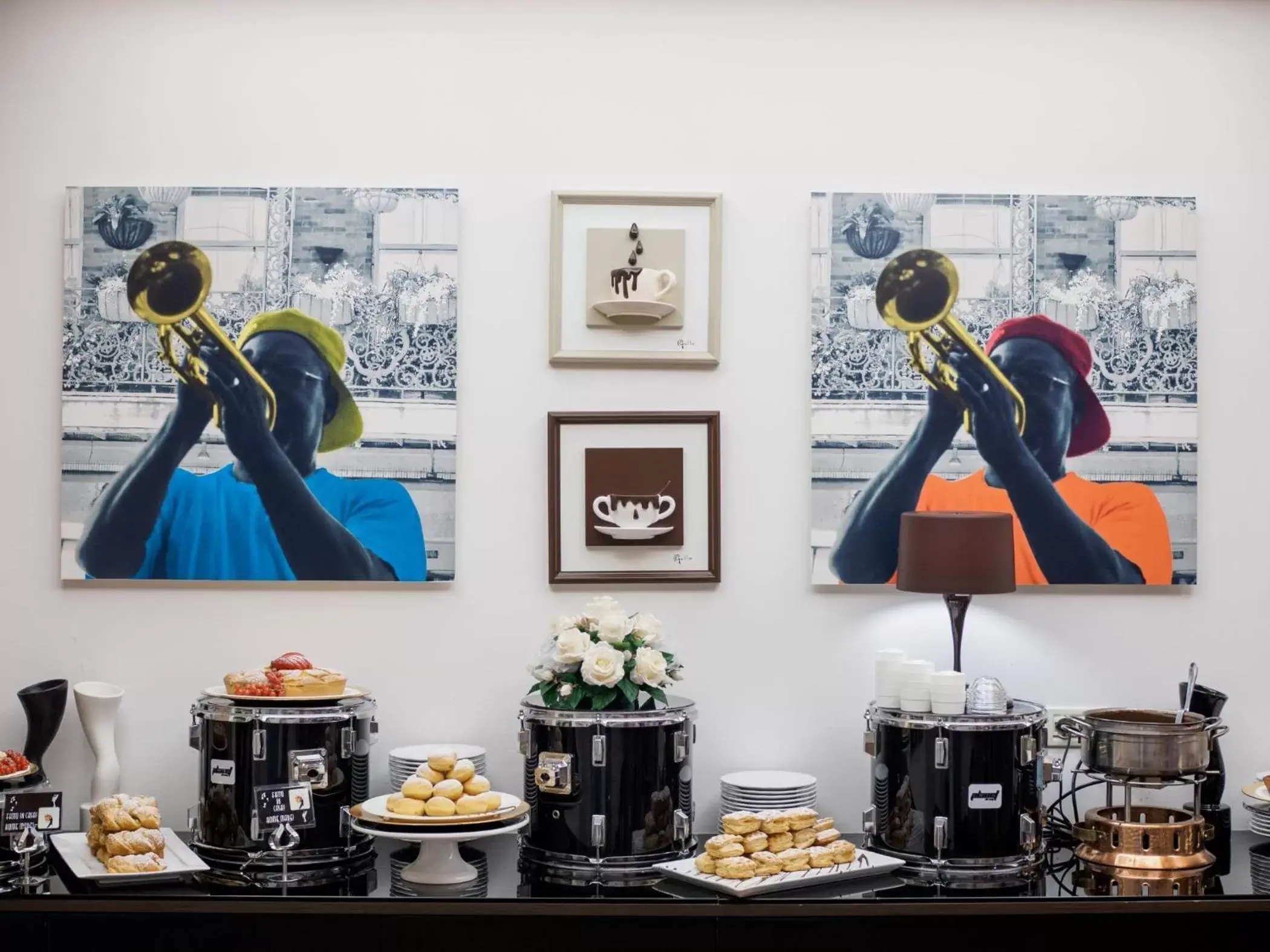 Breakfast in Hotel Giò Wine e Jazz Area Breakfast in Hotel Giò Wine e Jazz Area