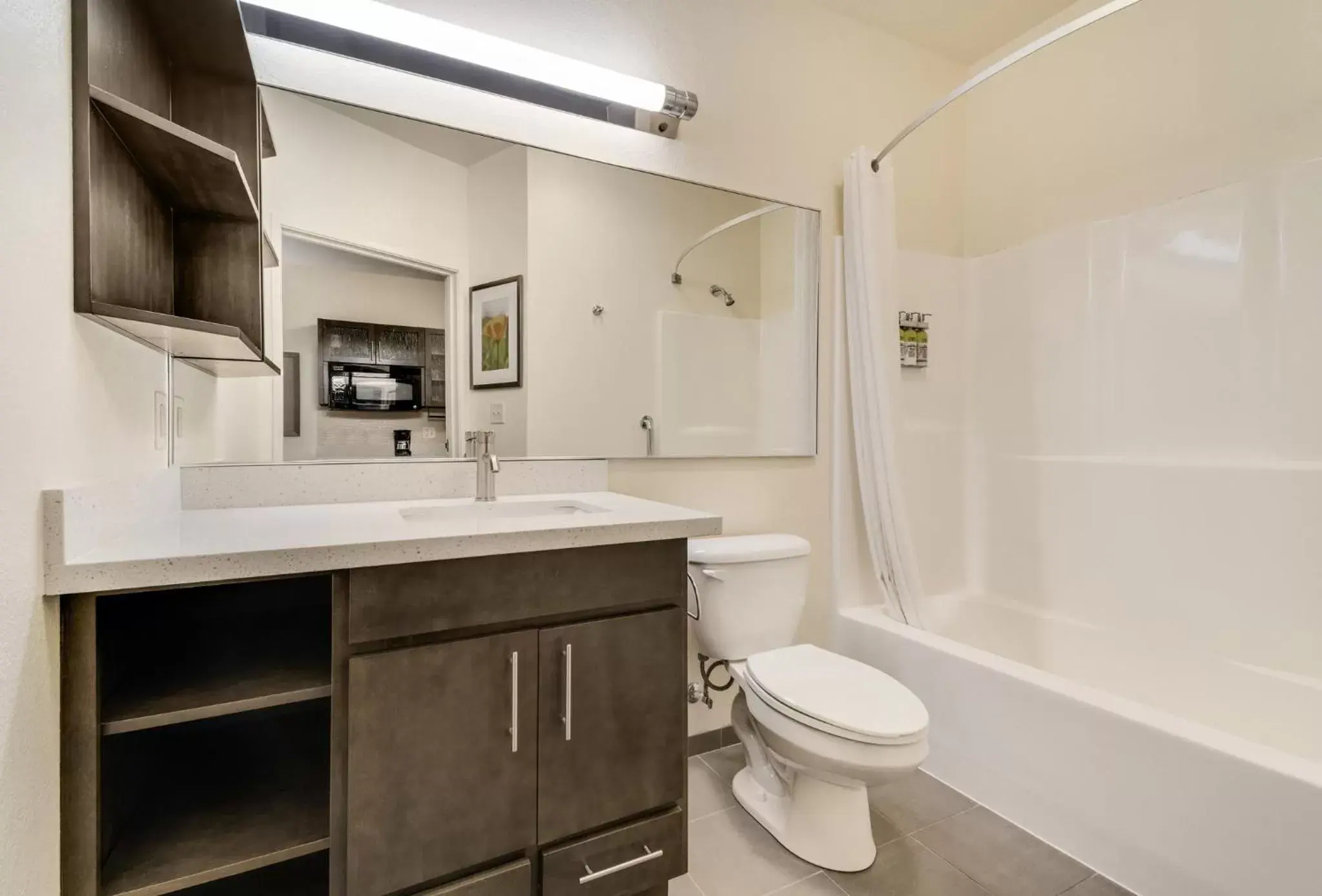 Bedroom, Bathroom in Candlewood Suites Portland Airport, an IHG Hotel