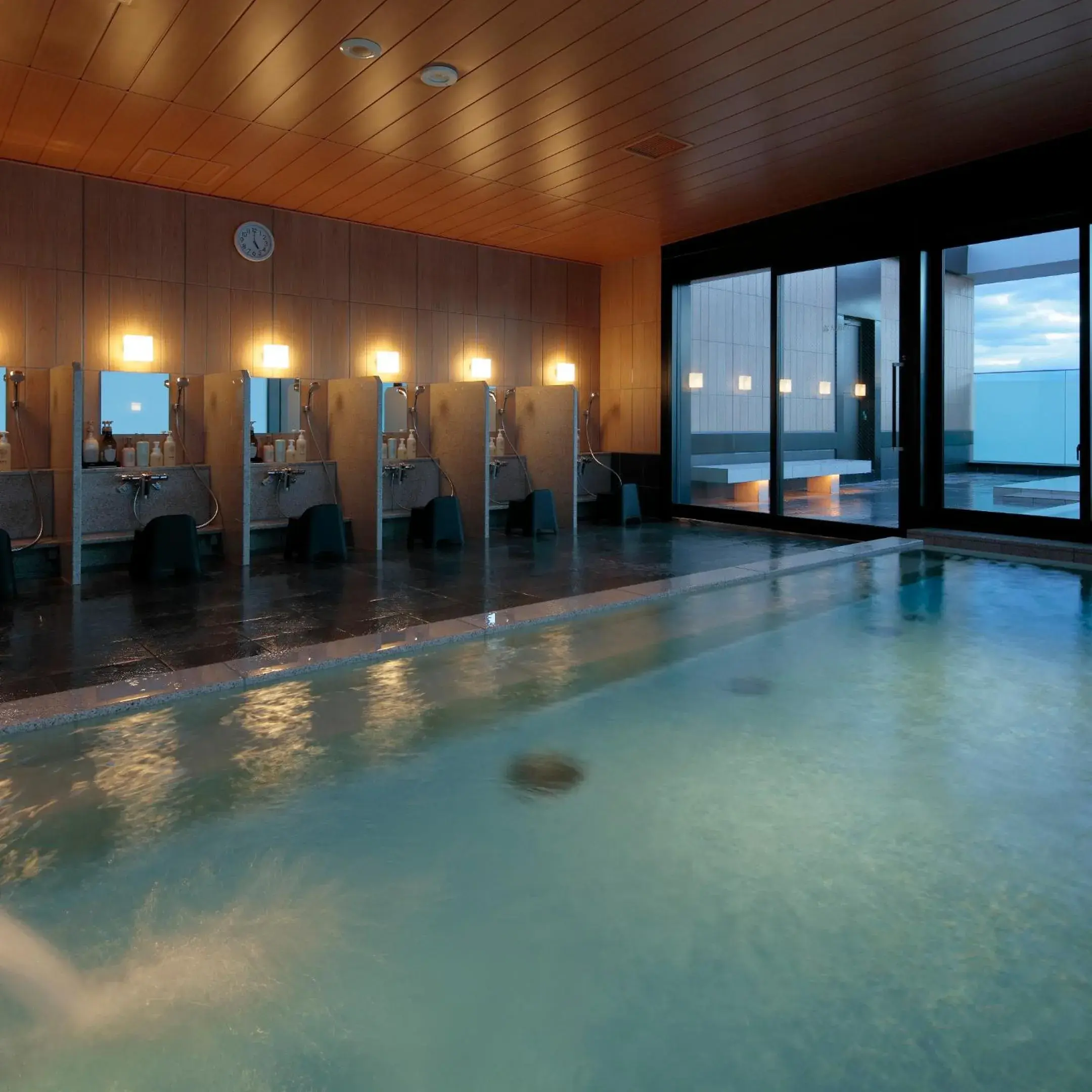 Public Bath, Swimming Pool in Candeo Hotels Osaka Kishibe