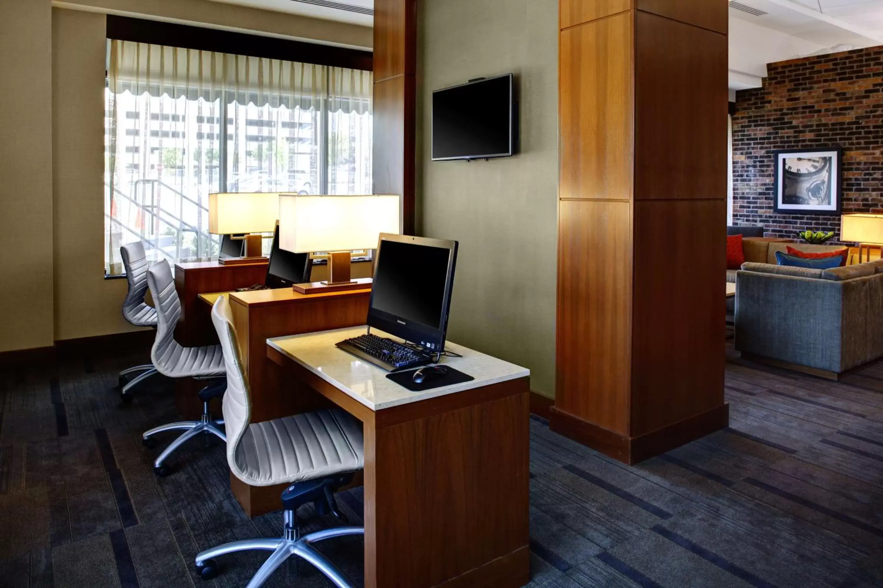 Business facilities in Hyatt Place Columbia/Downtown/The Vista