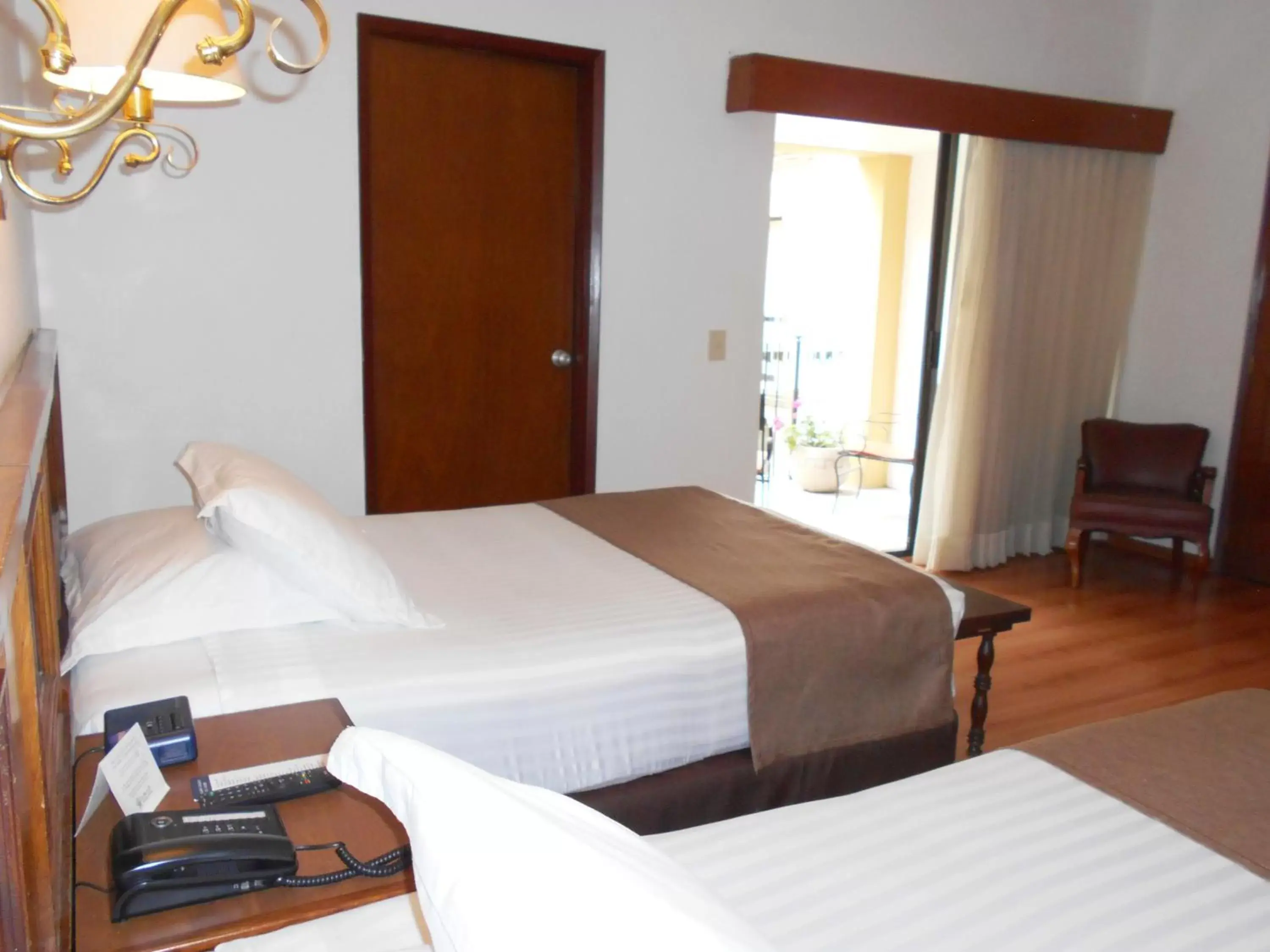 Bedroom, Bed in Hotel de Mendoza