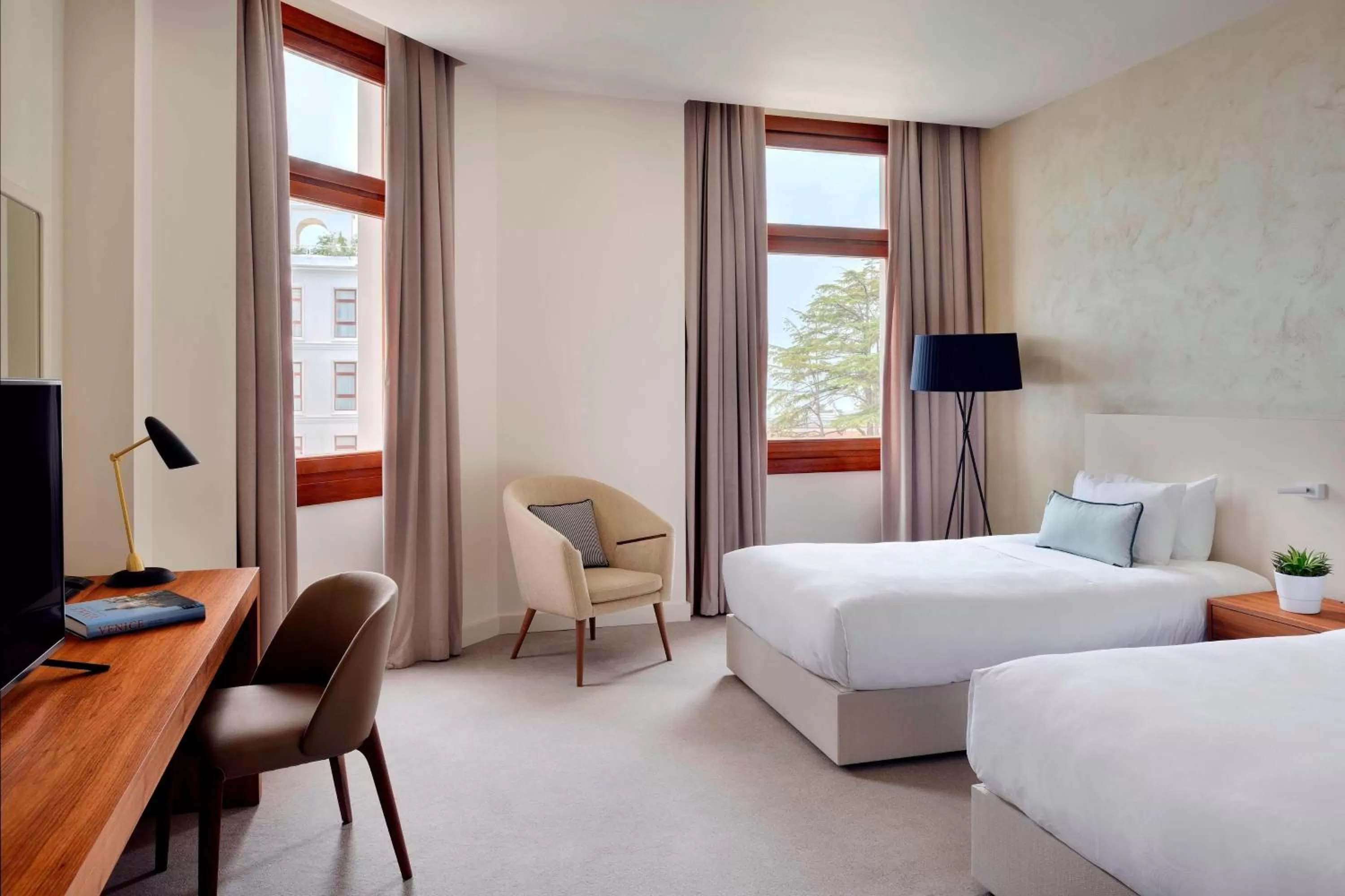 Photo of the whole room, Bed in JW Marriott Venice Resort & Spa