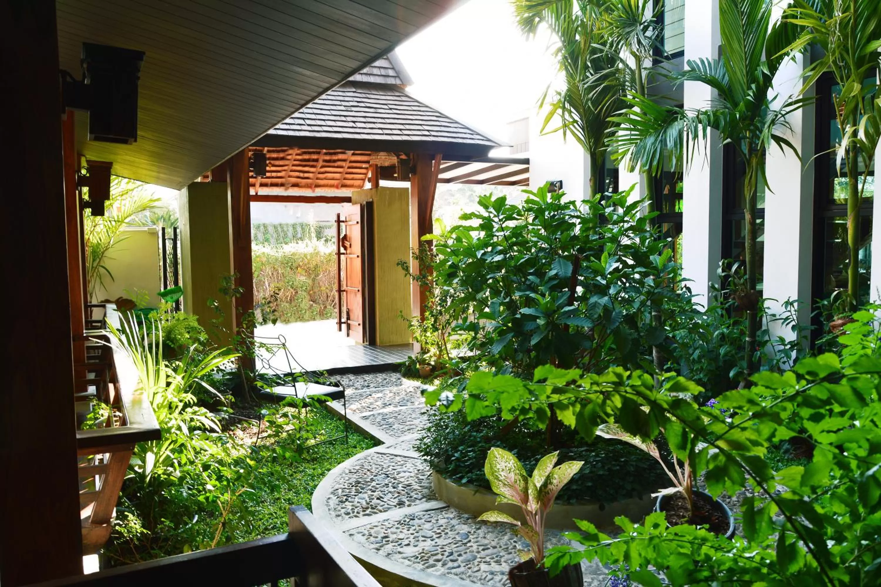 Garden in Burapa Boutique