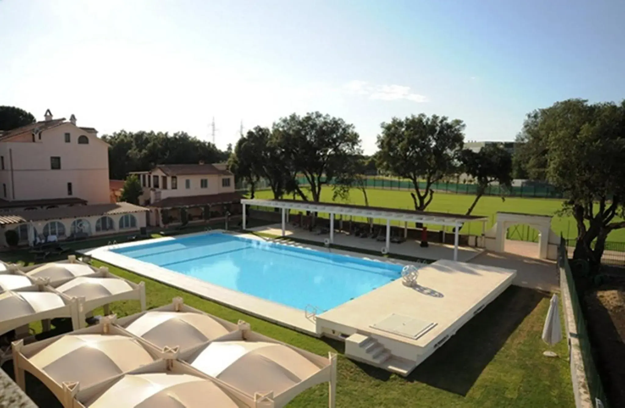 Pool View in Mancini Park Hotel