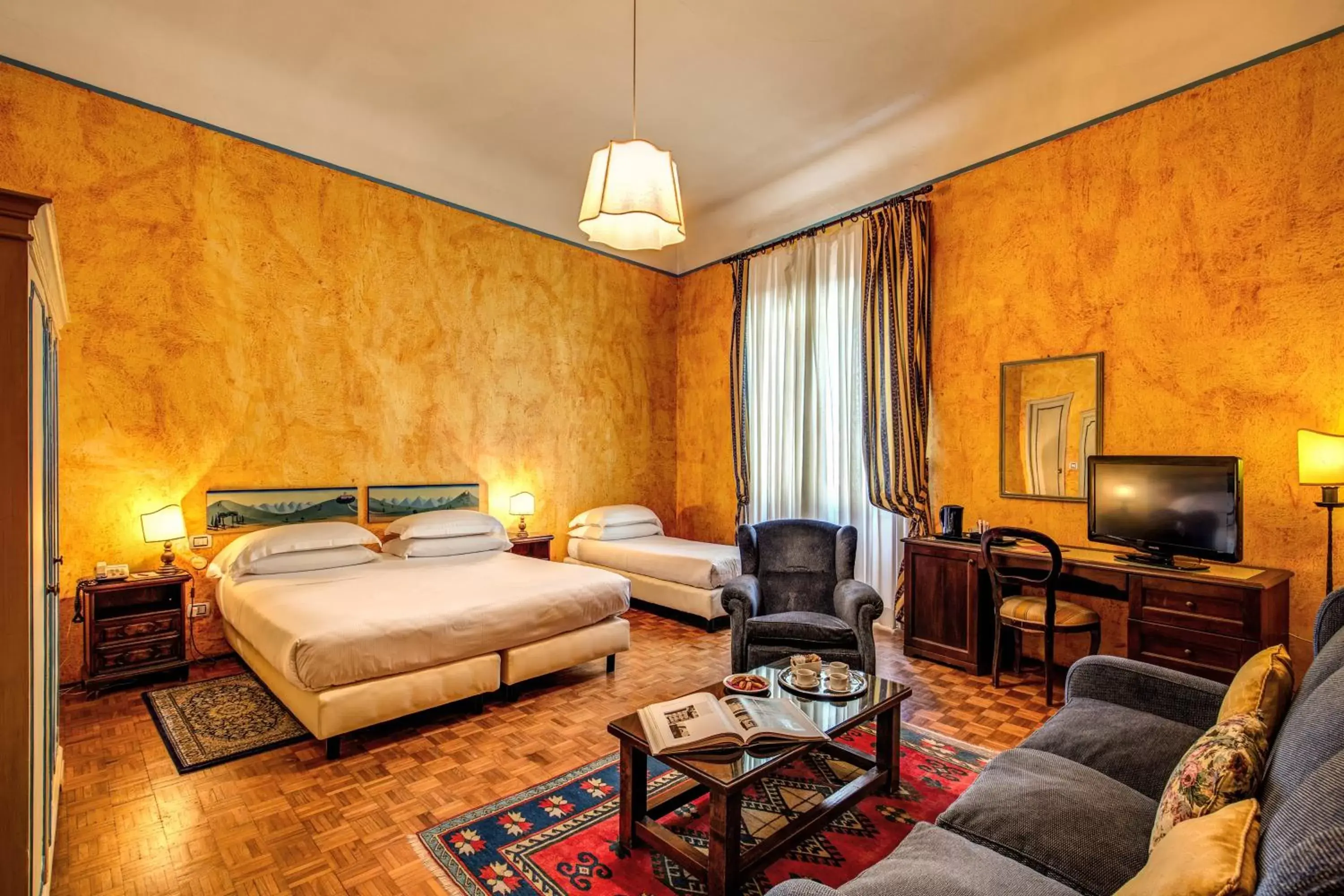 Photo of the whole room in Hotel Croce Di Malta