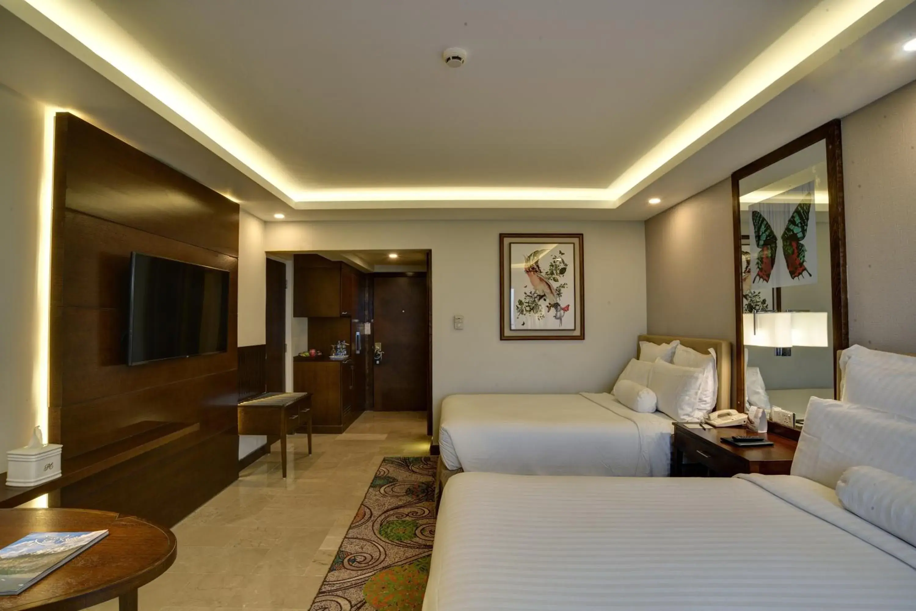 Bed, Seating Area in Pearl Continental Hotel, Bhurban