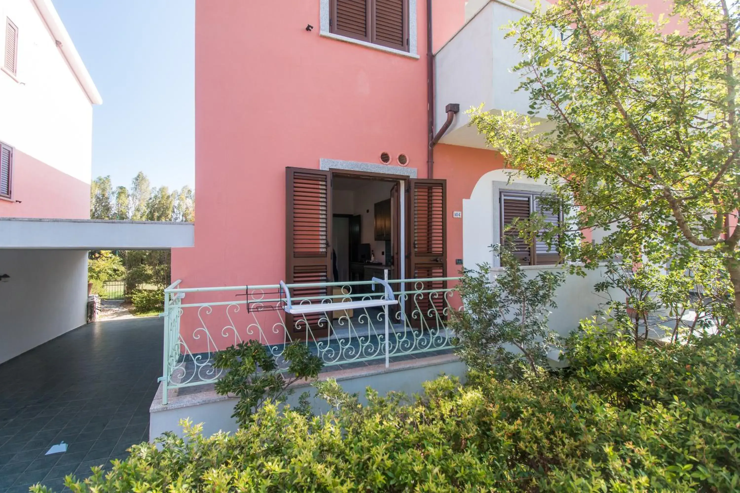 Garden view, Patio/Outdoor Area in Albergo Residenziale Gli Ontani