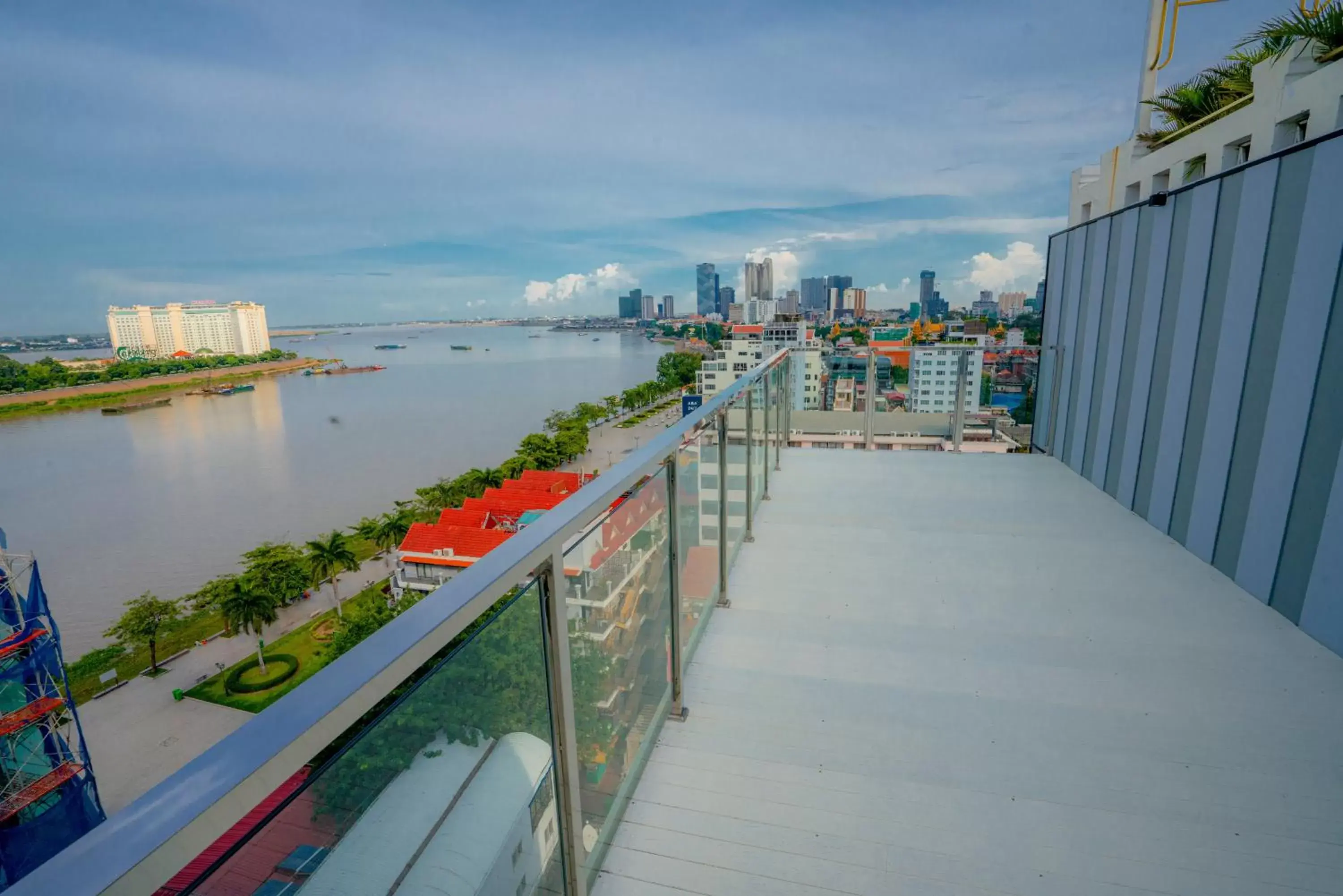 Balcony/Terrace in Phuminh Hotel Riverside