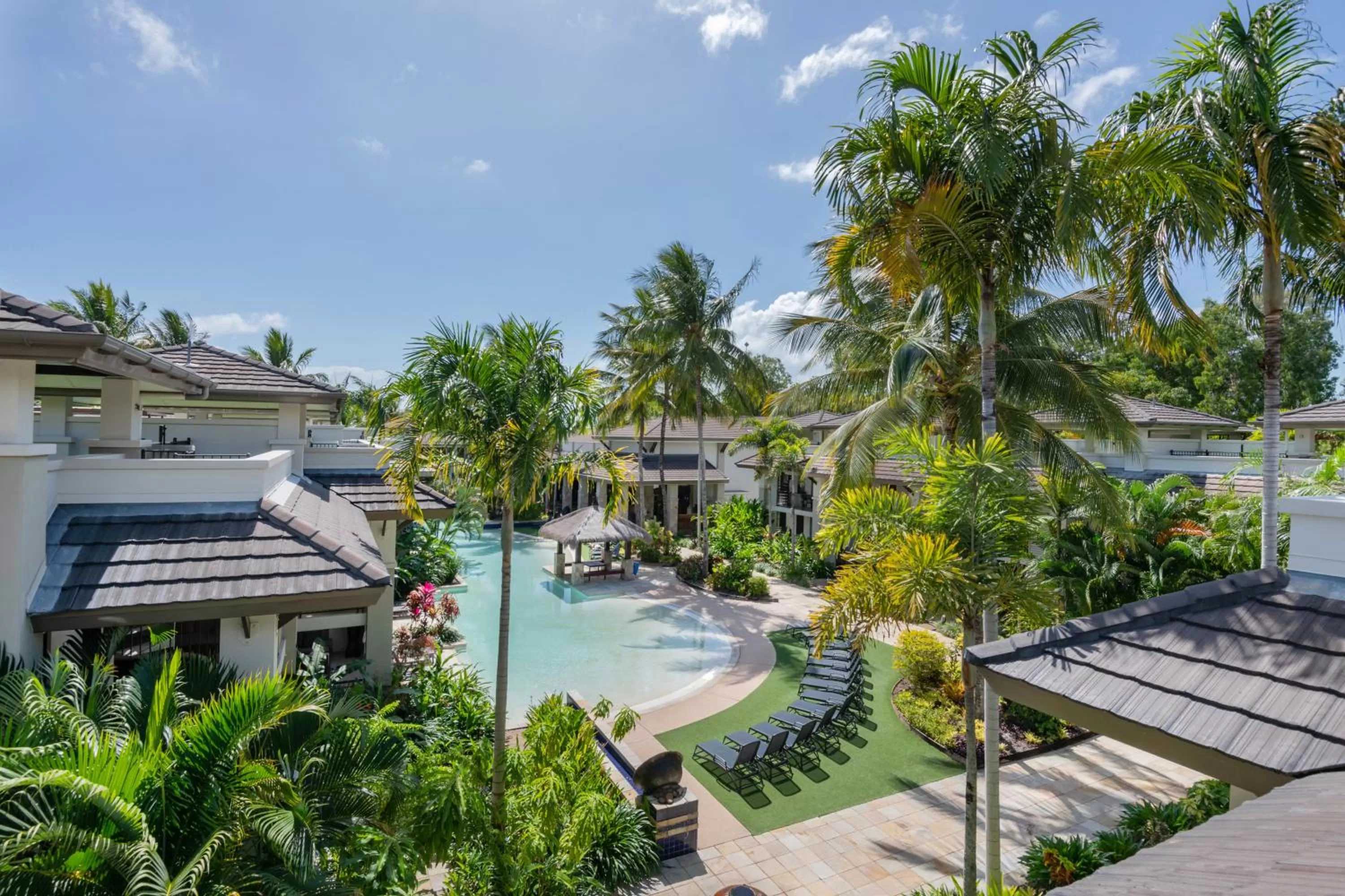 Pool View in Port Douglas Private Apartments in Temple
