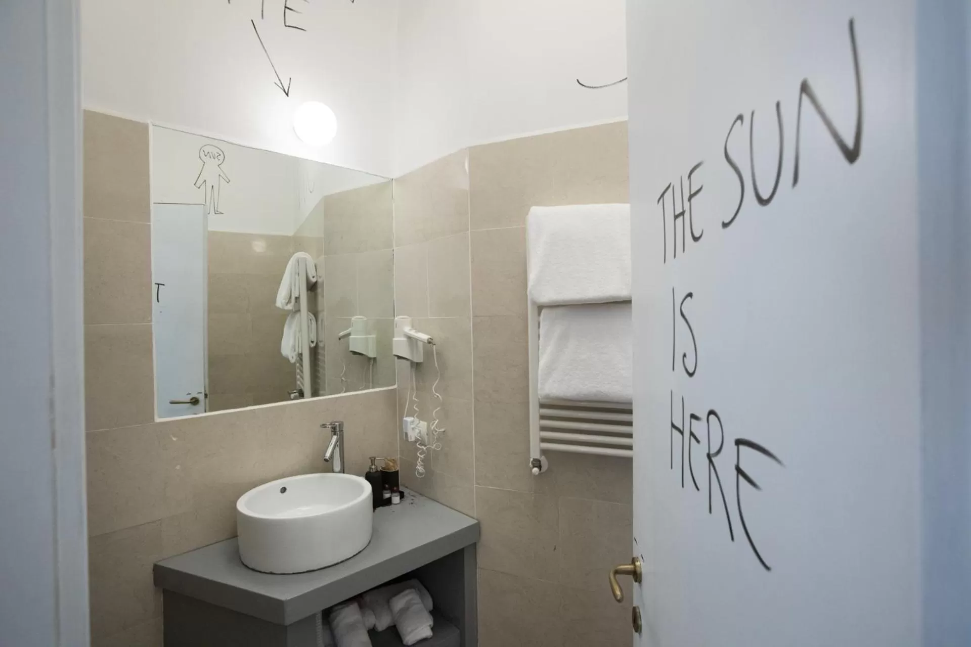 Shower in Boutique Hotel Novecento