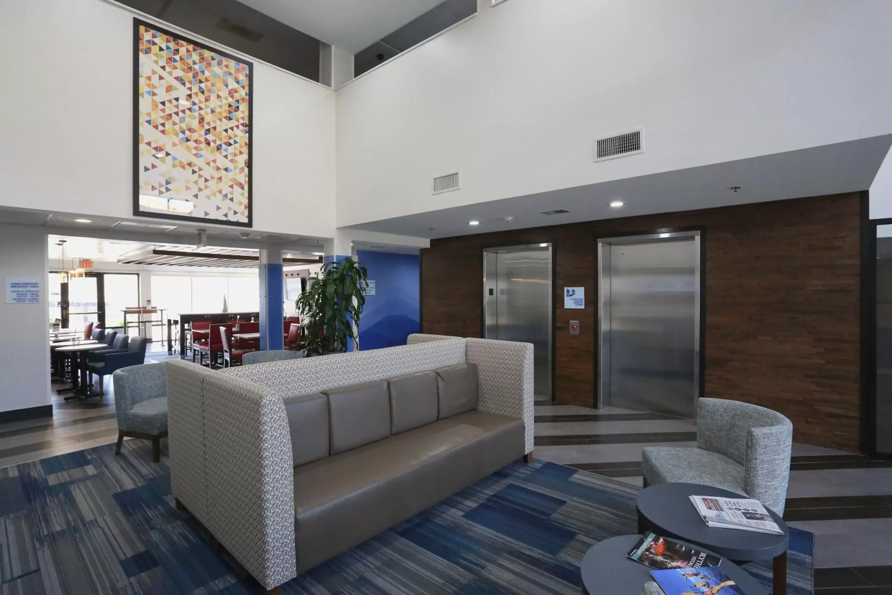 Property building, Lobby/Reception in Holiday Inn Express Hotel & Suites Blythewood, an IHG Hotel