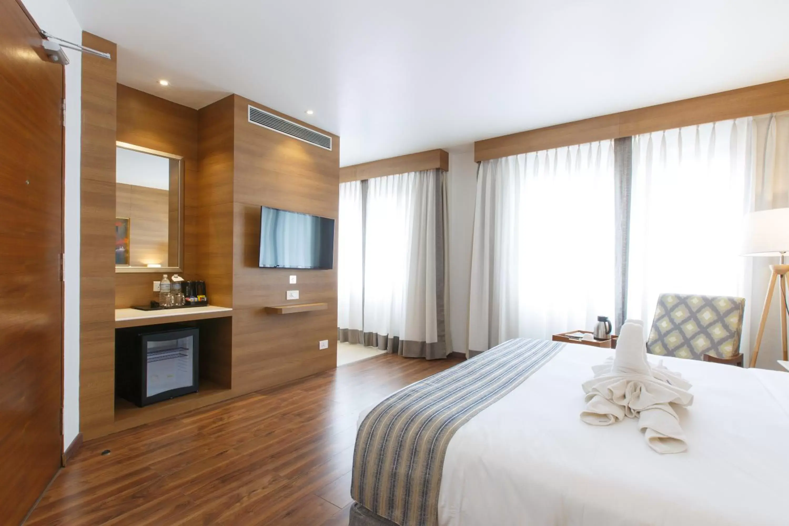 Bedroom, Bed in Hotel Ambassador by ACE Hotels