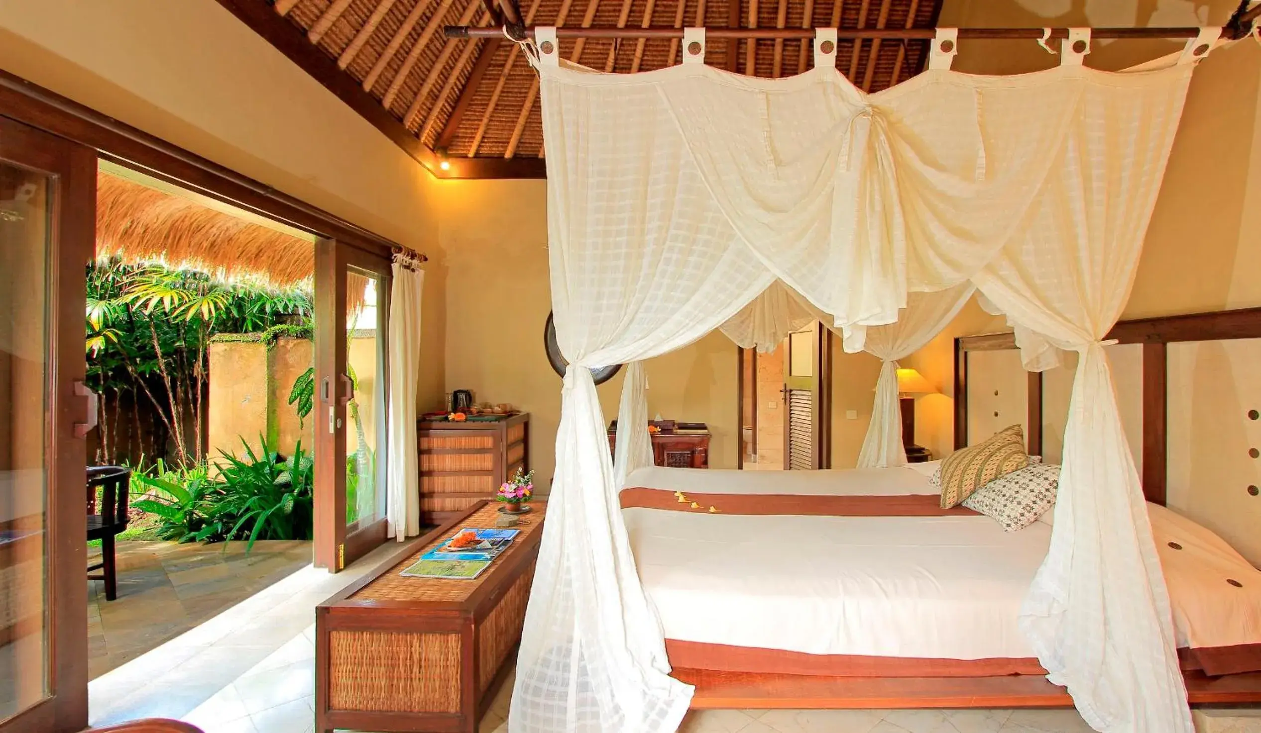 Bedroom, Bed in The Sungu Resort & Spa