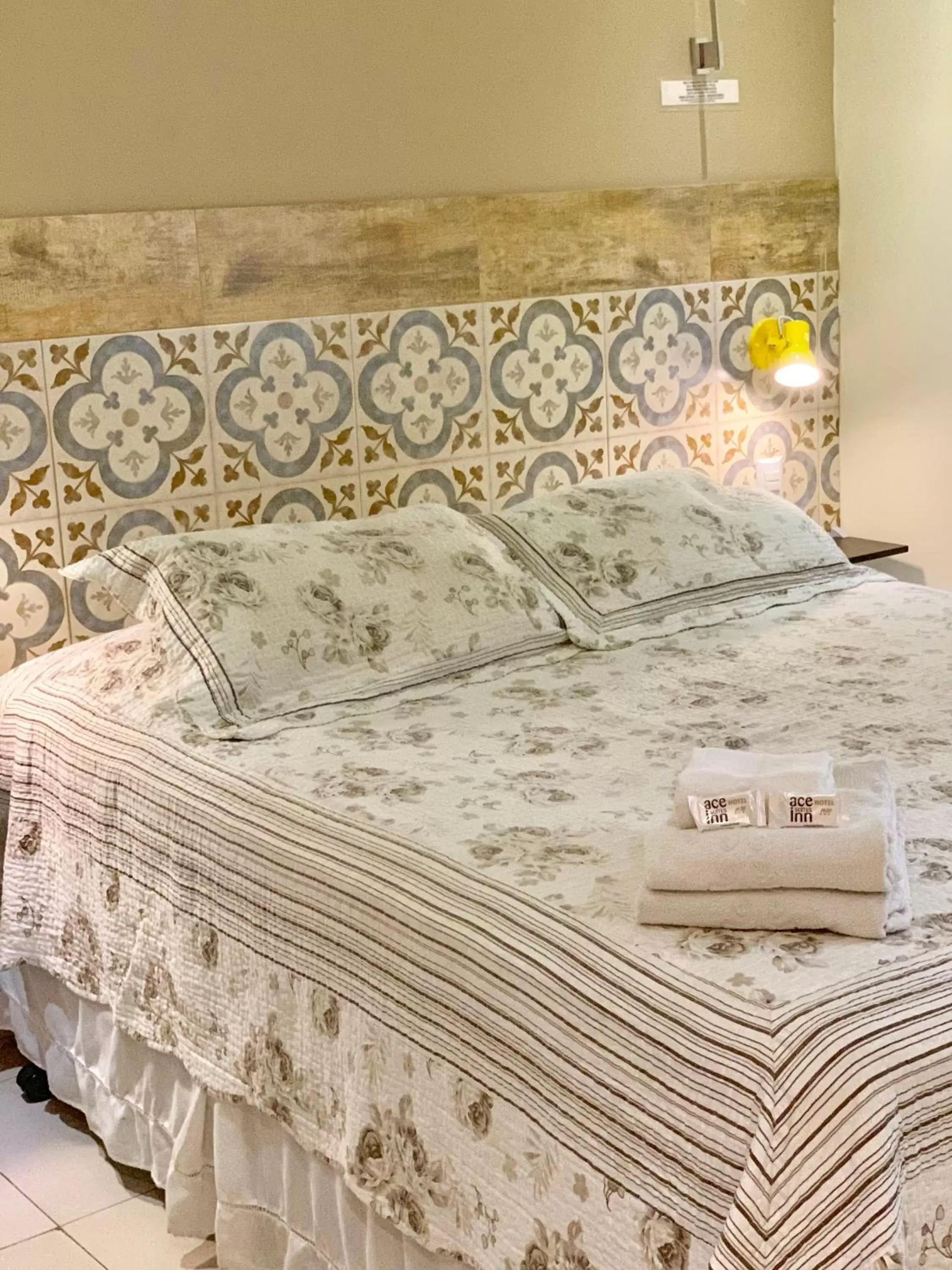 Triple Room with Private Bathroom in HMG Rio Suítes Triple Room with Private Bathroom in HMG Rio Suítes