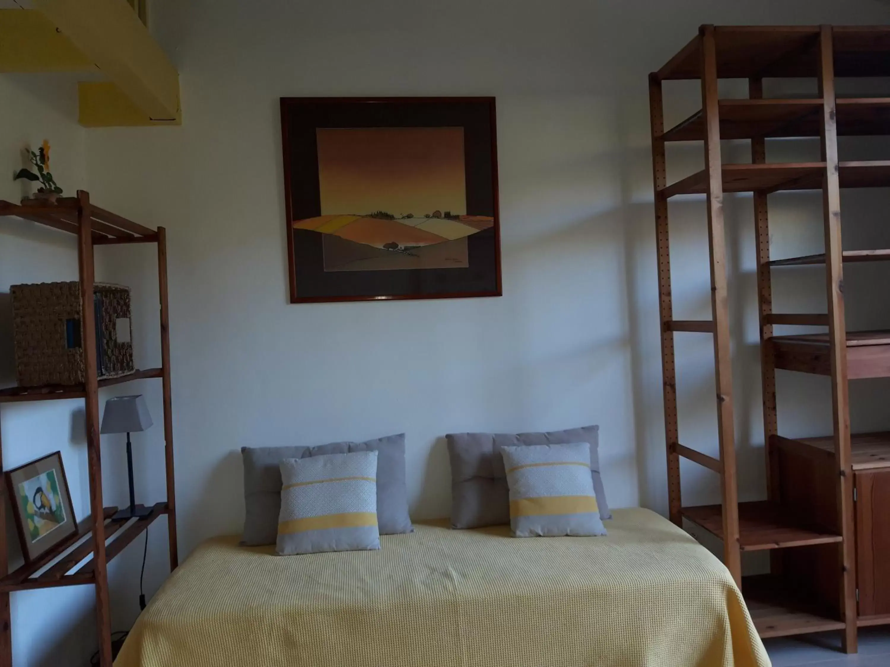 Photo of the whole room, Bed in Chambres d'Hôtes Aux Tournesols