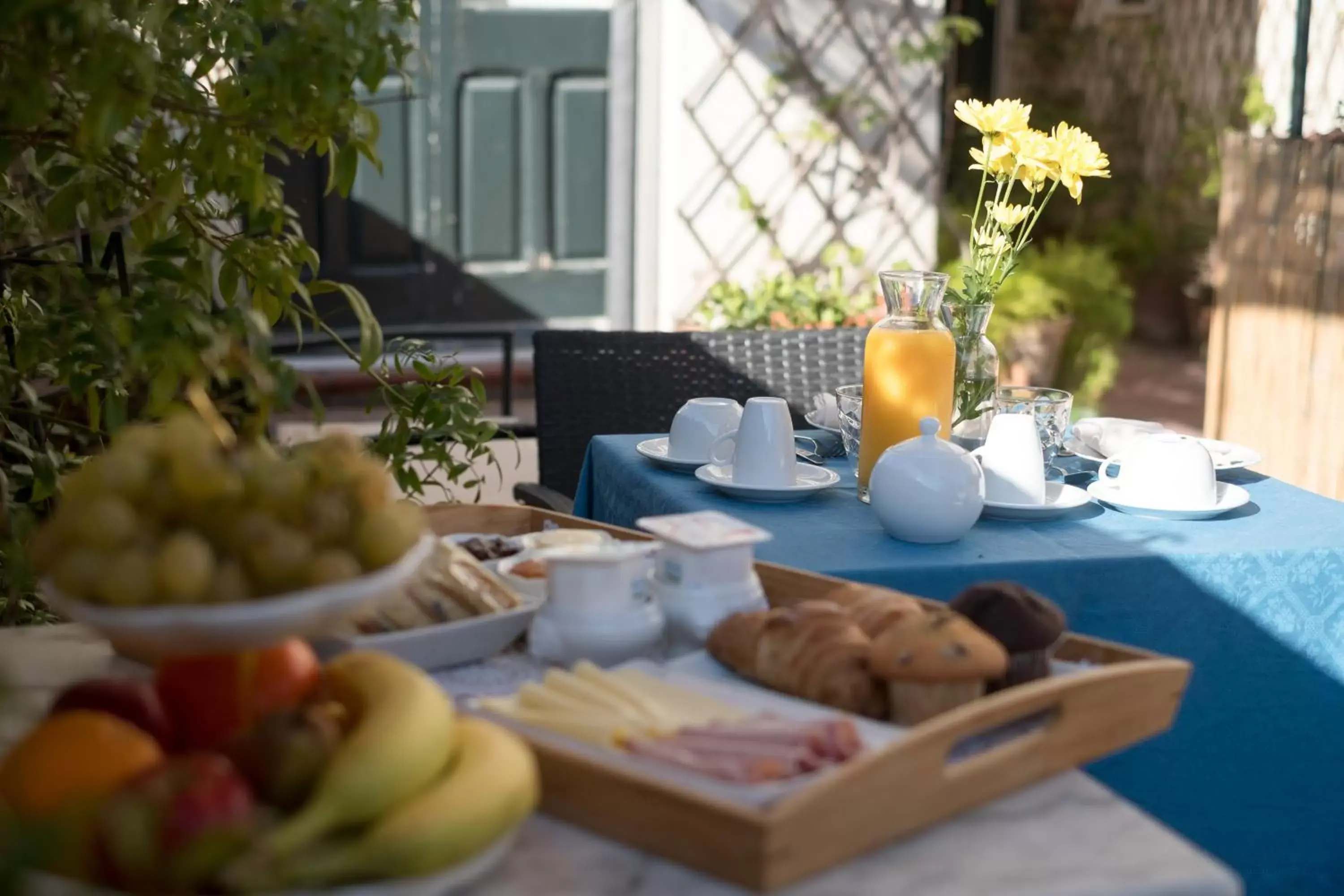 Balcony/Terrace, Breakfast in Palazzo Bernardini Suites