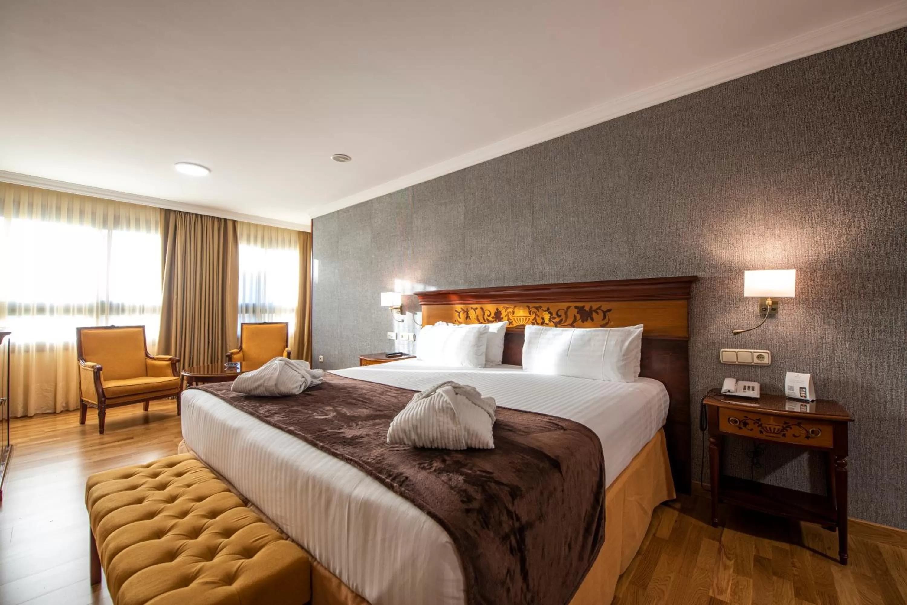 Photo of the whole room, Bed in Eurostars Araguaney