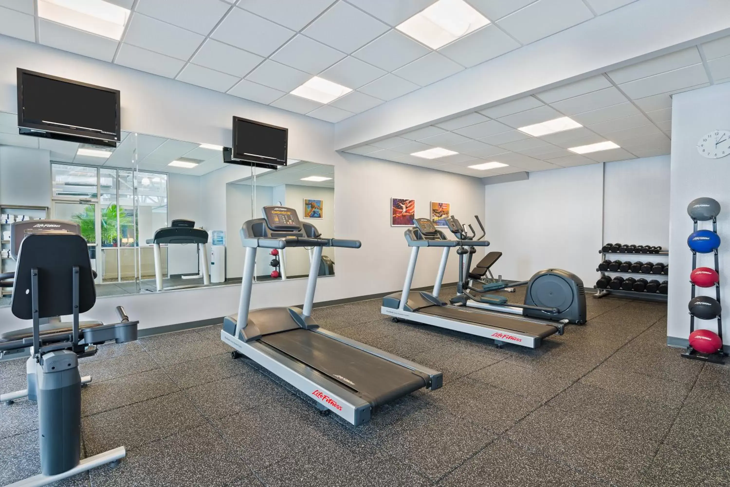 Fitness centre/facilities, Fitness Center/Facilities in Holiday Inn Knoxville West - Cedar Bluff, an IHG Hotel