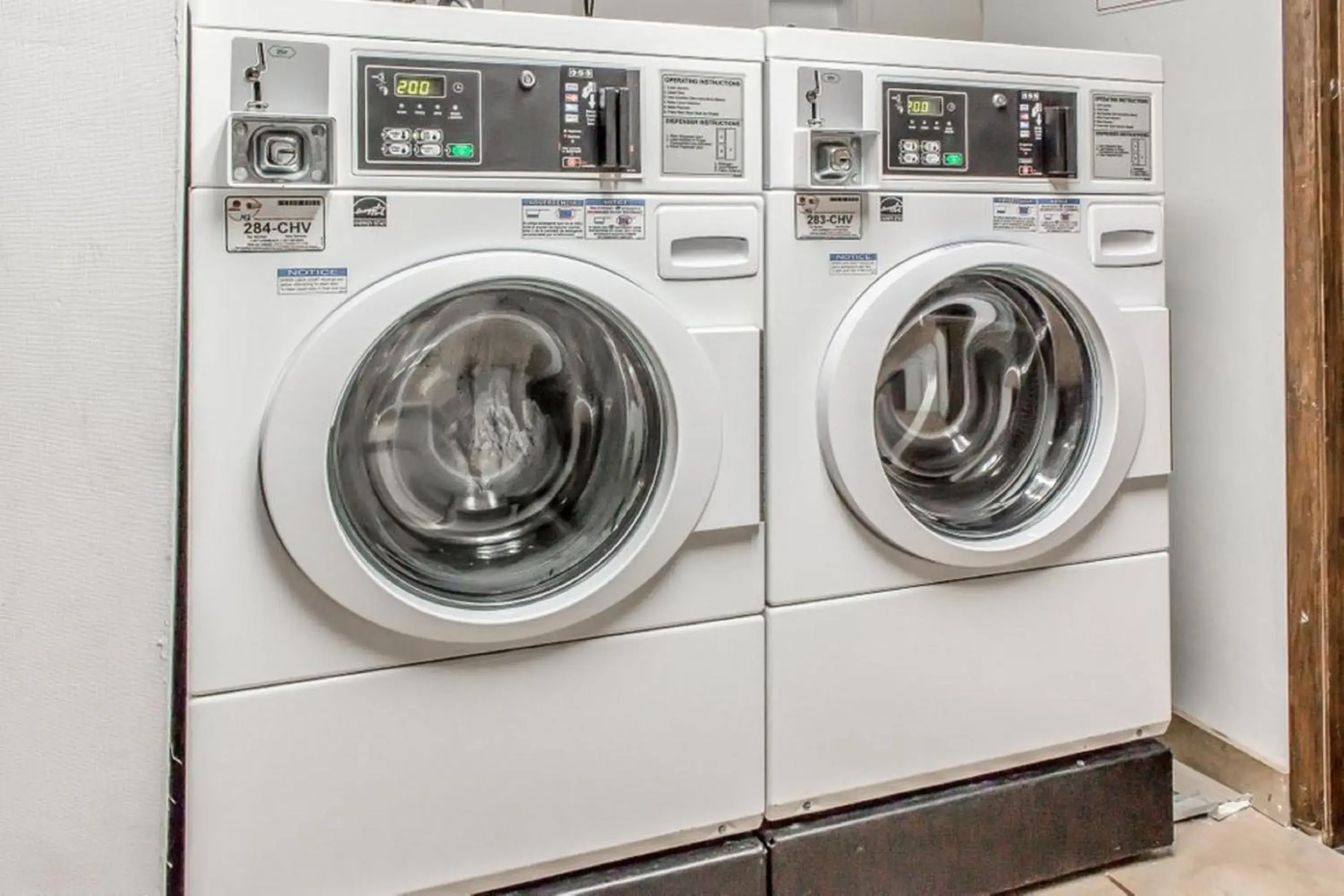 laundry in FairBridge Inn & Suites Poconos
