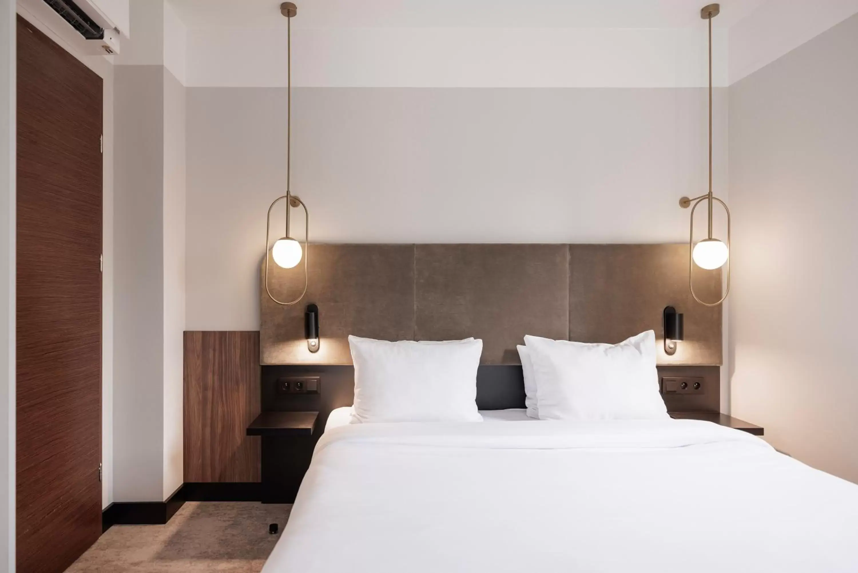 Two-Bedroom Executive Queen Suite with Sofa Bed and Balcony in Royal Tulip Sand Kolobrzeg Two-Bedroom Executive Queen Suite with Sofa Bed and Balcony in Royal Tulip Sand Kolobrzeg