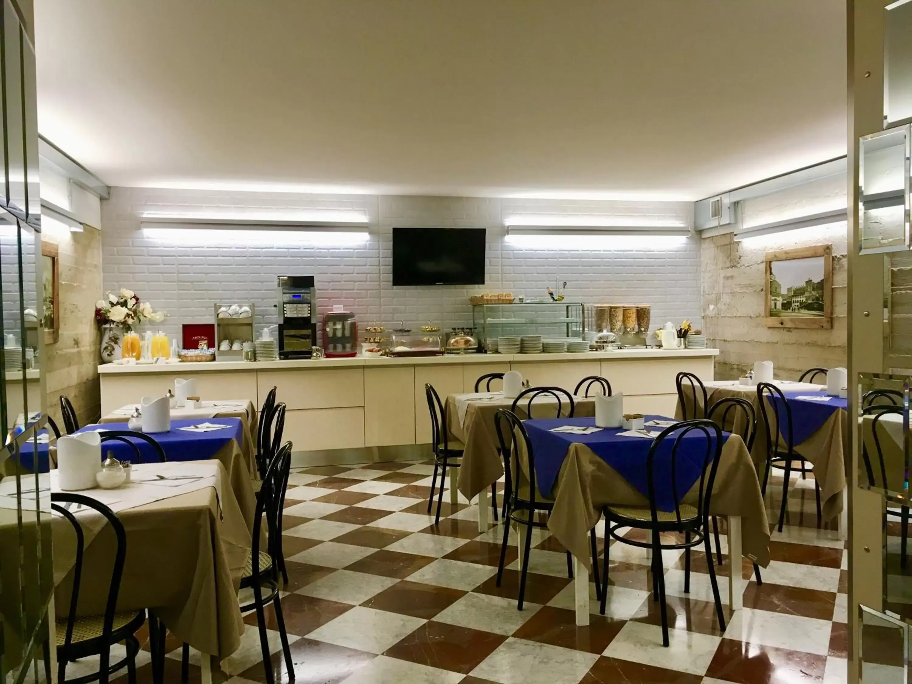 Breakfast, Restaurant/Places to Eat in Hotel San Marco