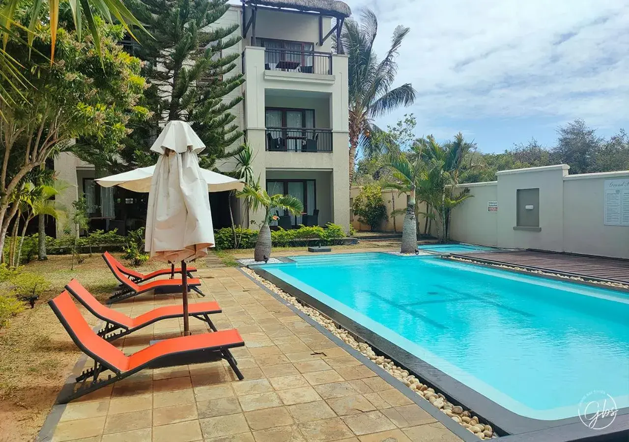 Swimming Pool in Grand Baie Suites