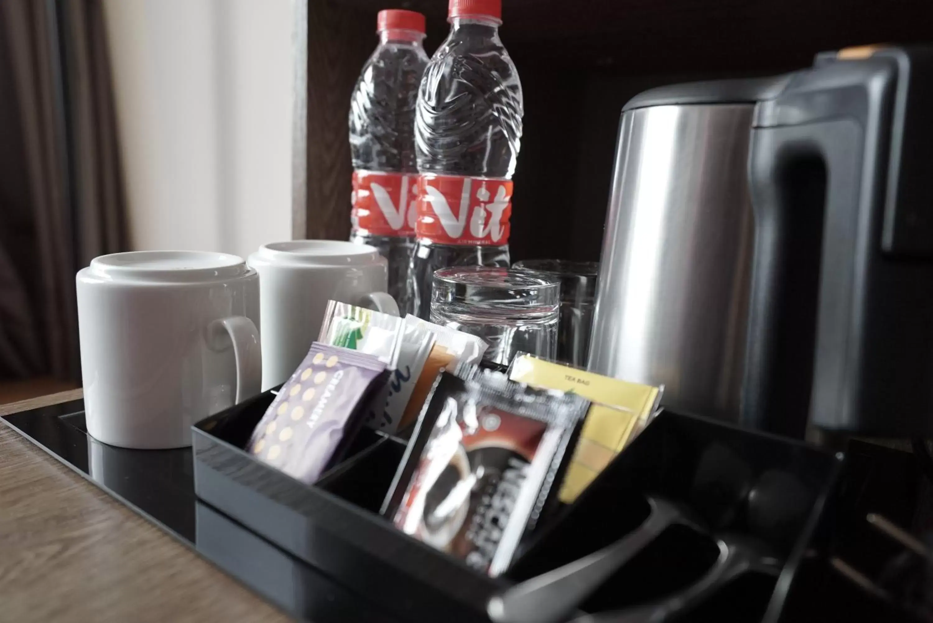 Coffee/tea facilities in Premier Place Surabaya Airport