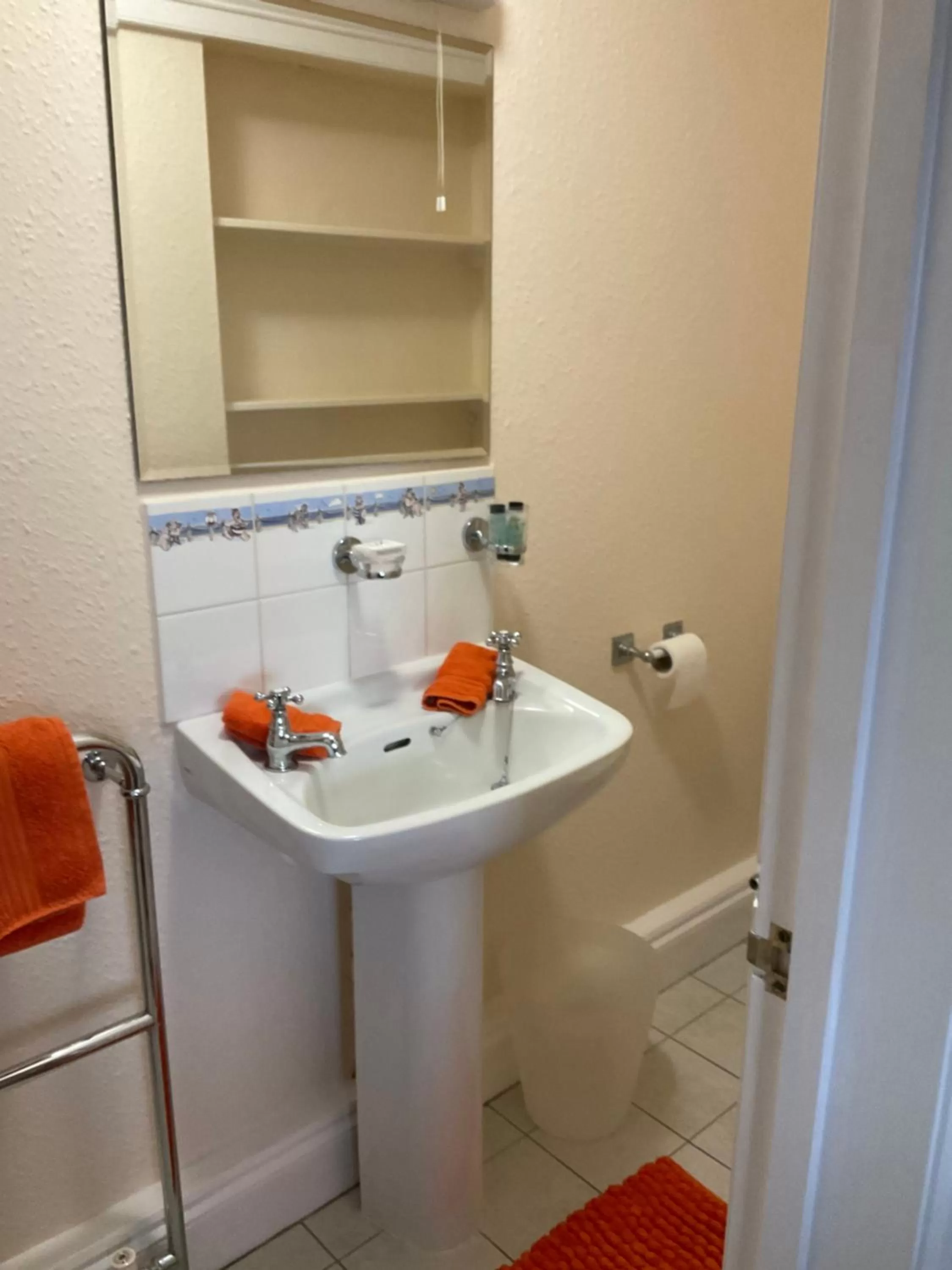 Bathroom in No 52 bed and breakfast