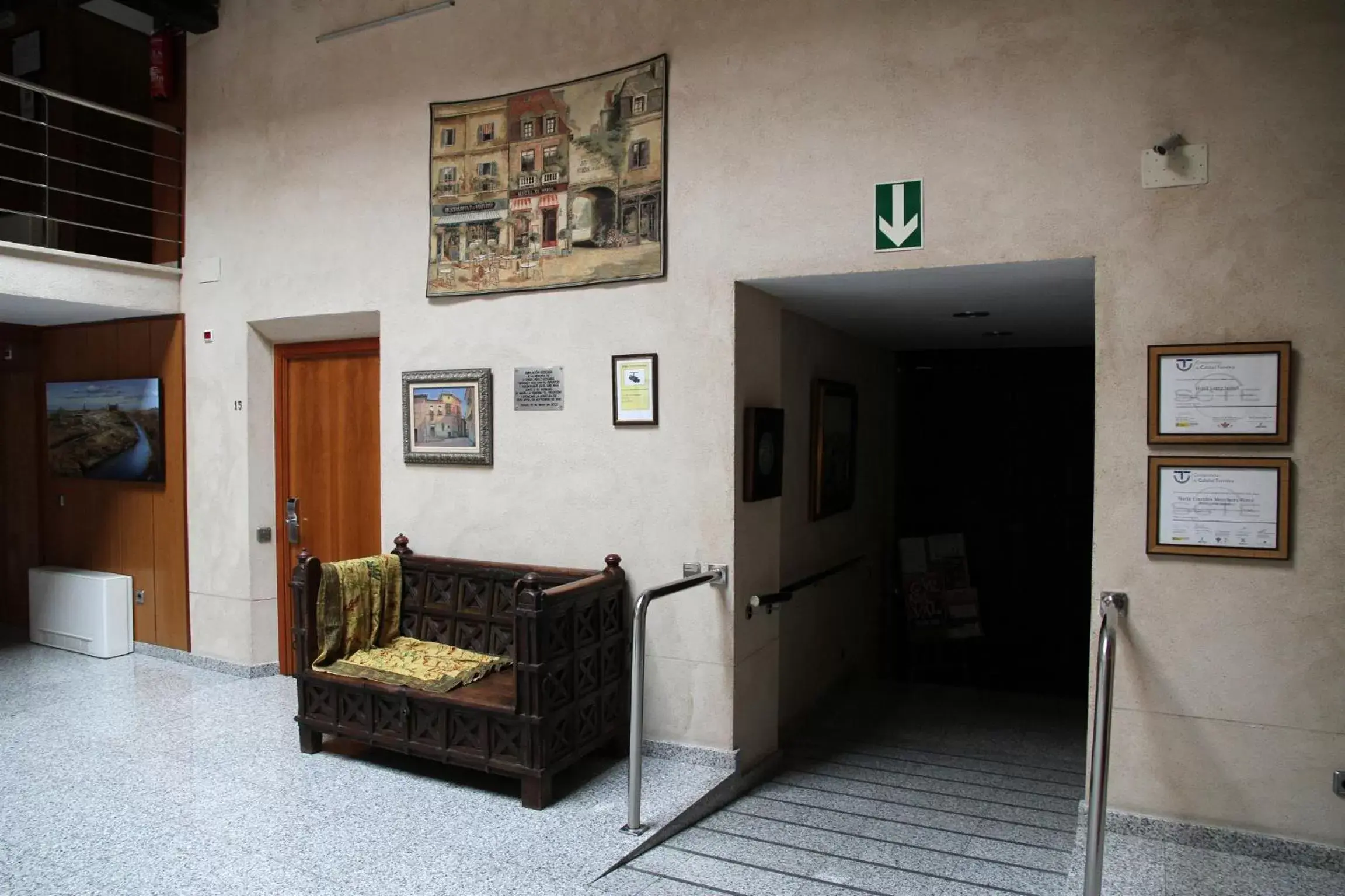 Patio, Seating Area in Hotel Santa Isabel