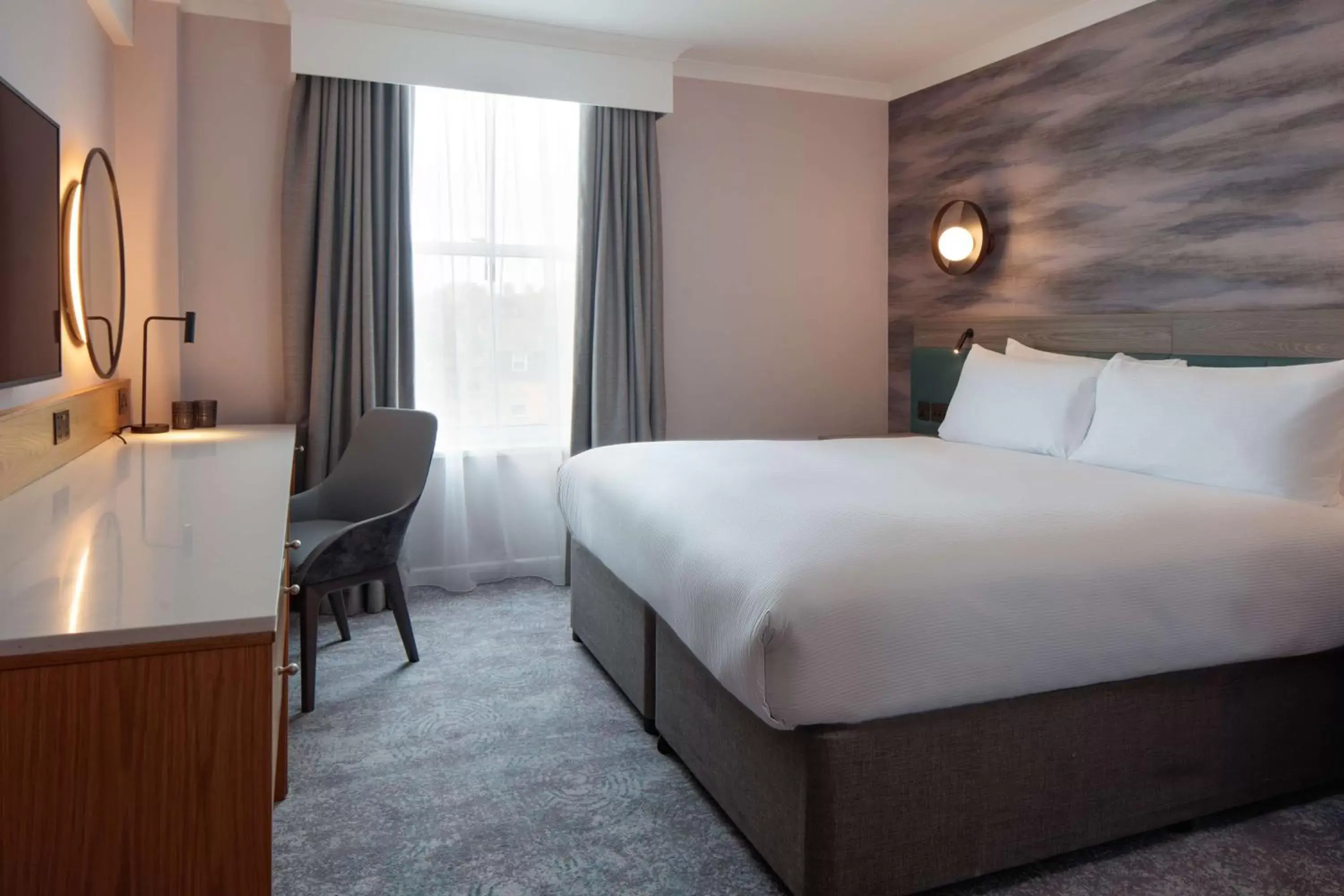 Superior King Room in DoubleTree by Hilton Bath Superior King Room in DoubleTree by Hilton Bath