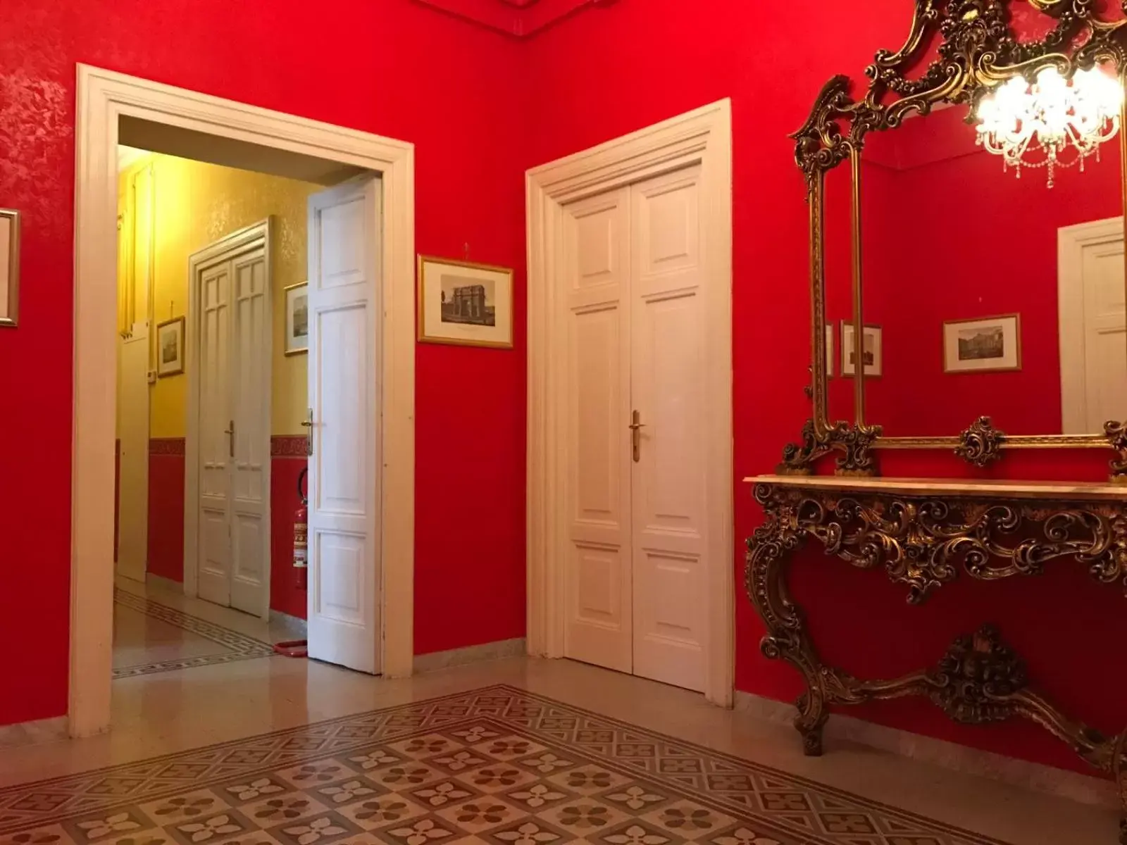 Lobby or reception, Bathroom in La Breccia A Porta Pia