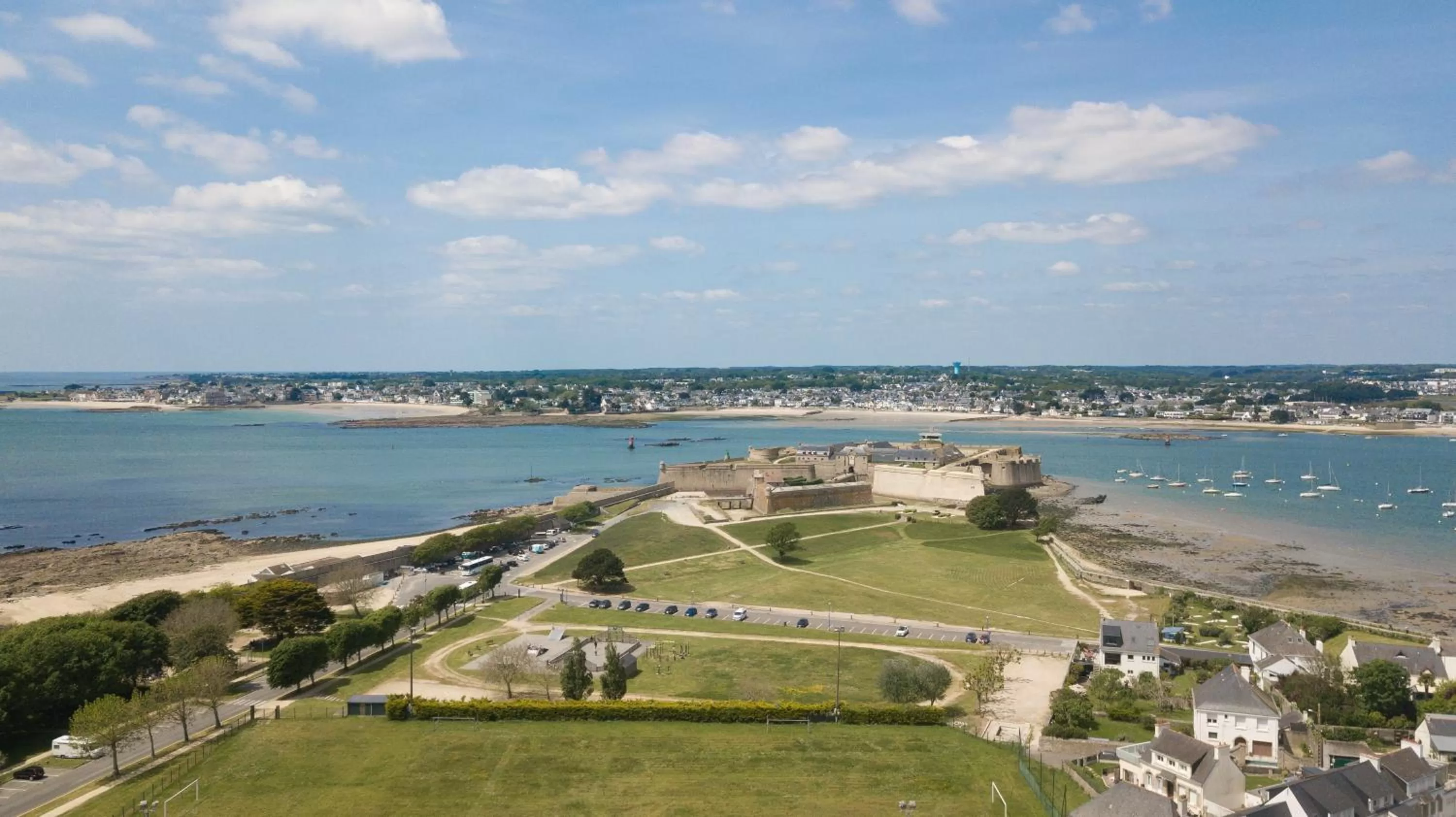 Bird's eye view, Bird's-eye View in Hotel Restaurant Spa De La Citadelle Lorient