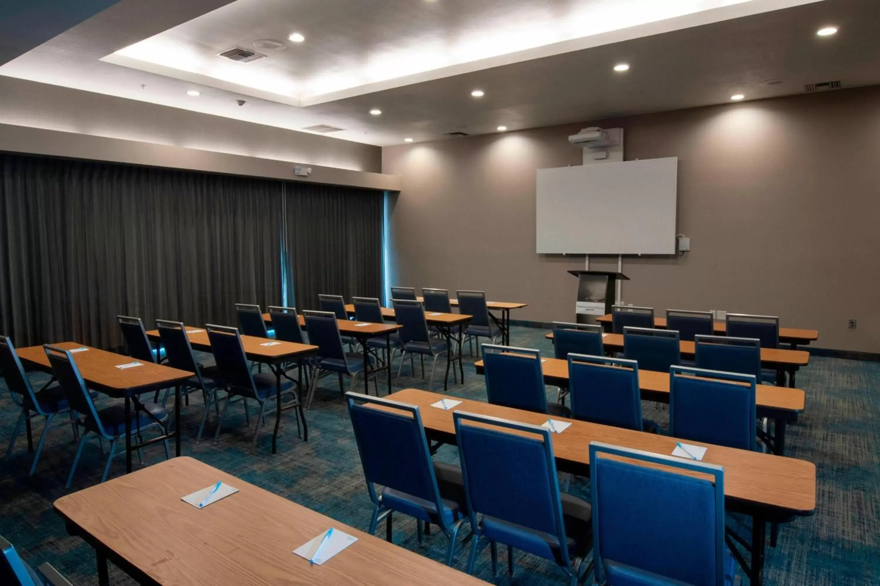 Meeting/conference room, Business Area/Conference Room in Fairfield Inn & Suites by Marriott Spokane Valley