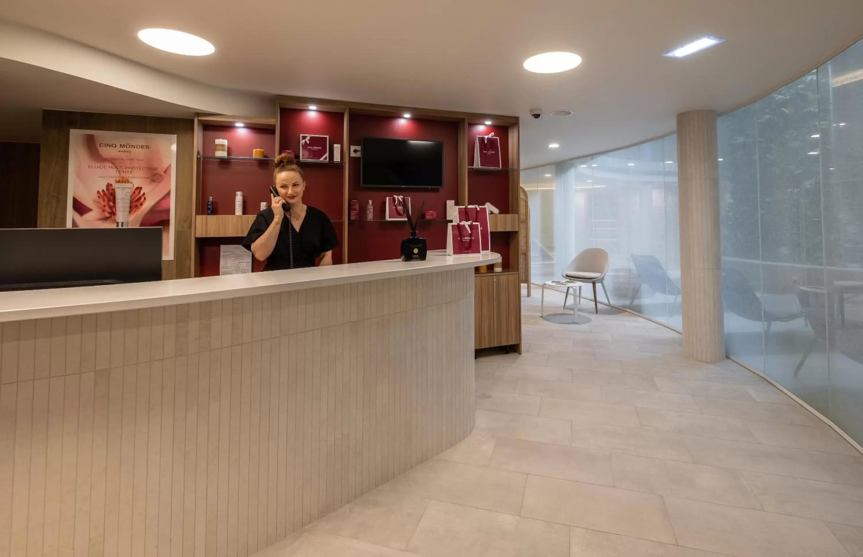 Spa and wellness centre/facilities, Lobby/Reception in GOLDEN TULIP LYON OUEST TECHLID Hotel & Spa