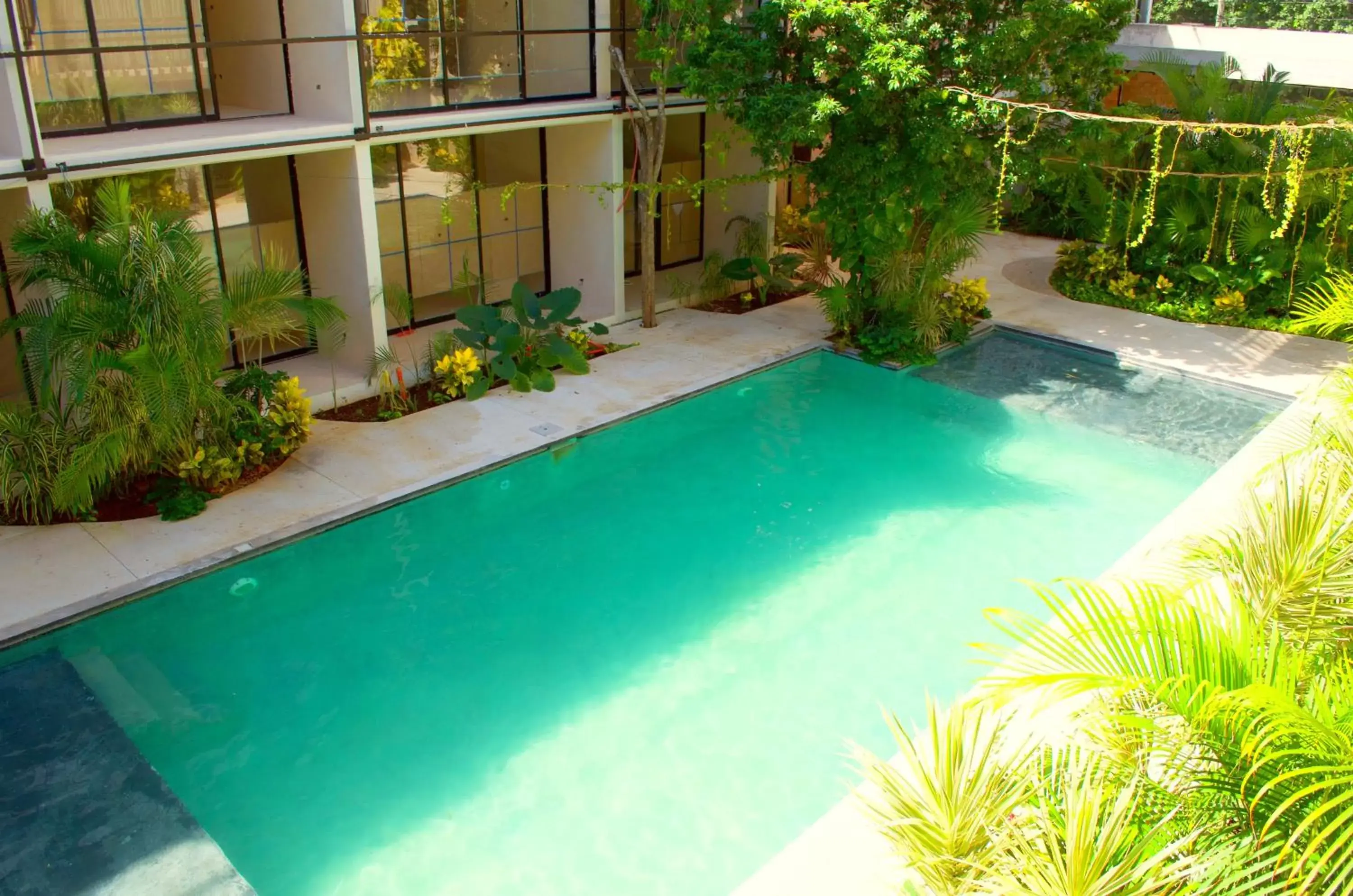 Day, Swimming Pool in Gardens Coba - Luxury Cardinal