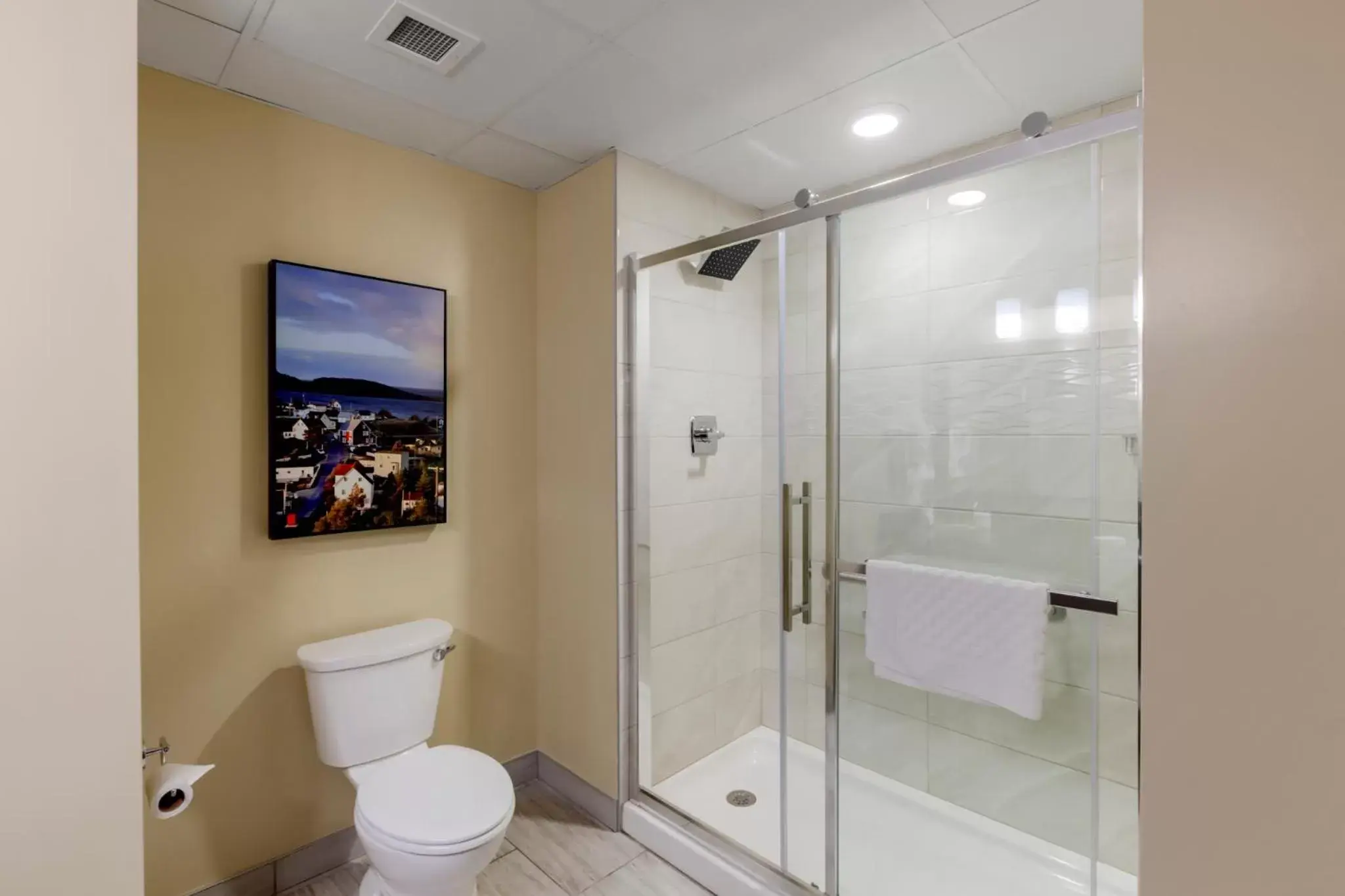 Bathroom in Best Western Plus St. John's Airport Hotel and Suites