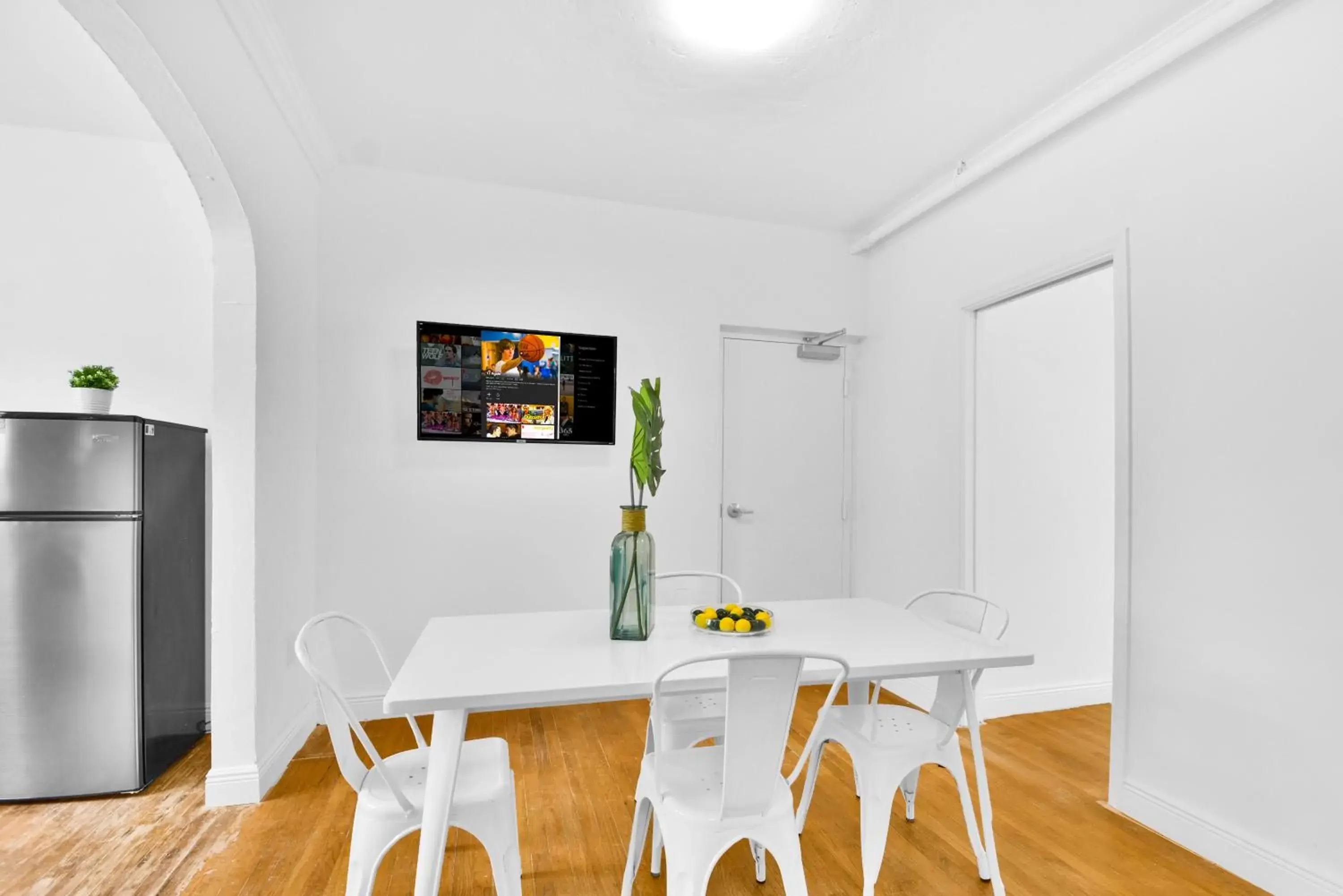 Dining Area in West Deco