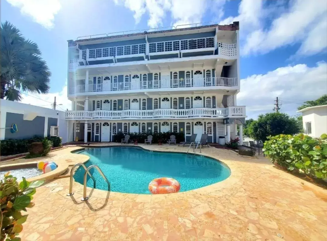 The Village Inn The Village Inn