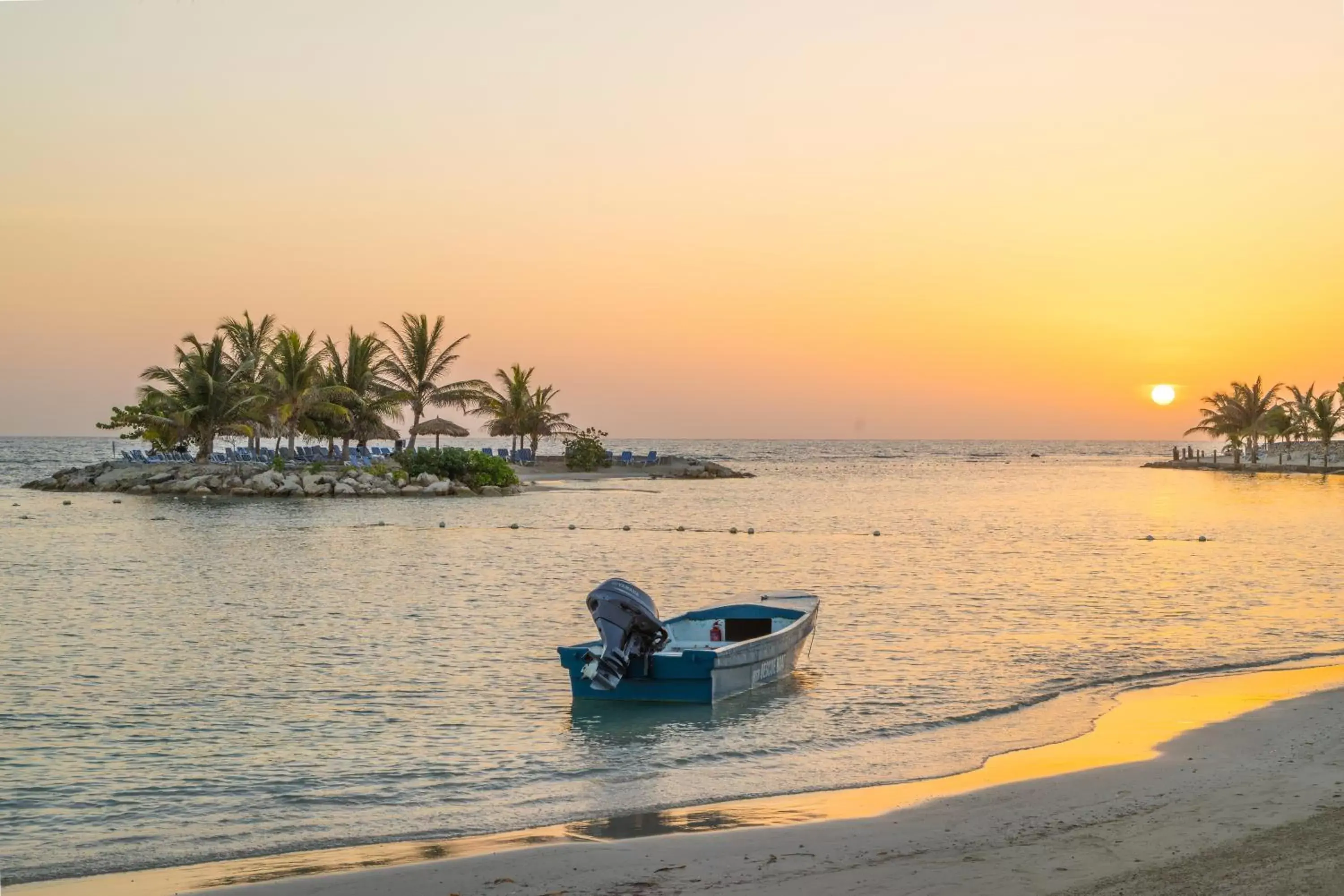 Beach in Holiday Inn Resort Montego Bay All Inclusive, an IHG Hotel