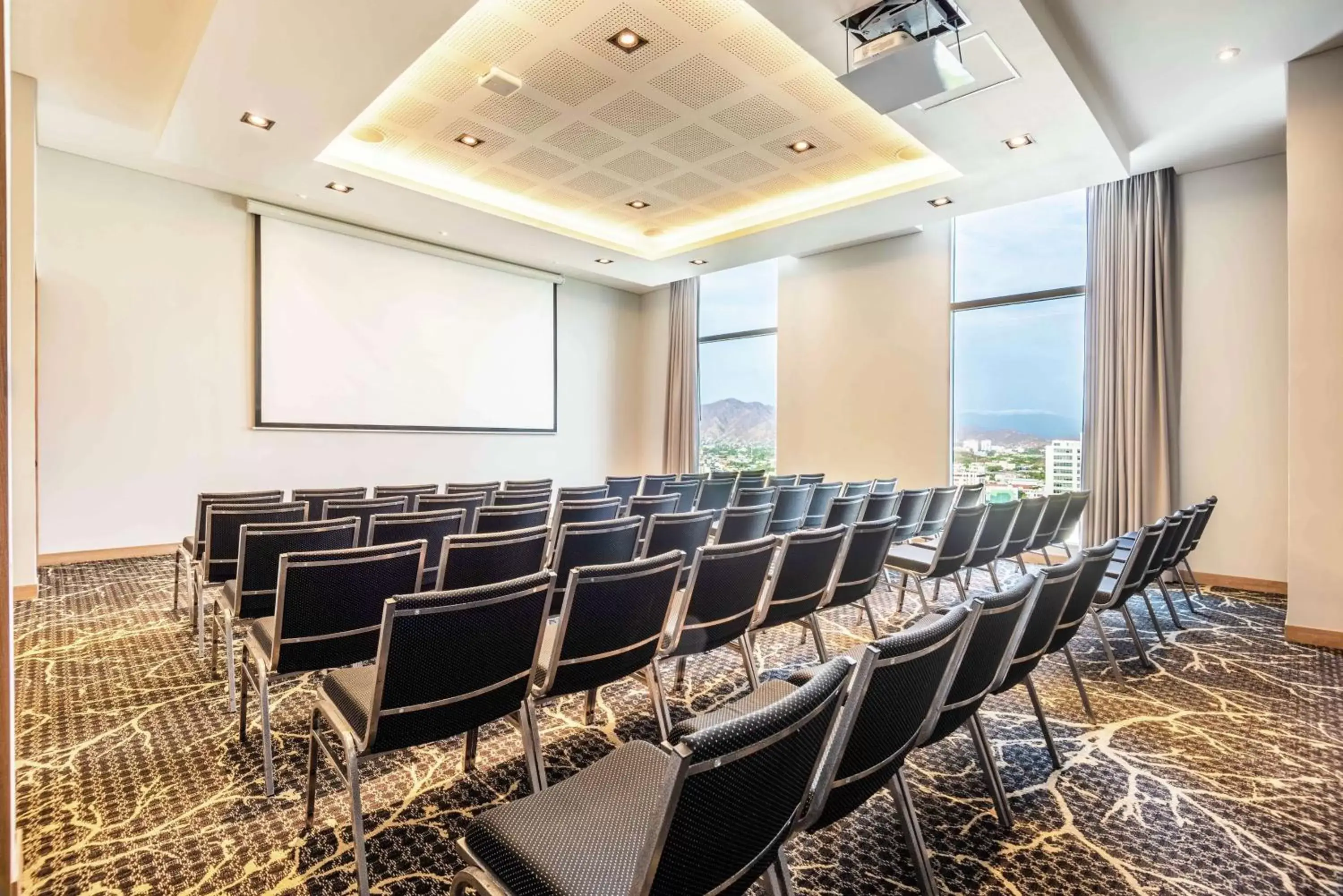 Meeting/conference room in Hilton Garden Inn Santa Marta