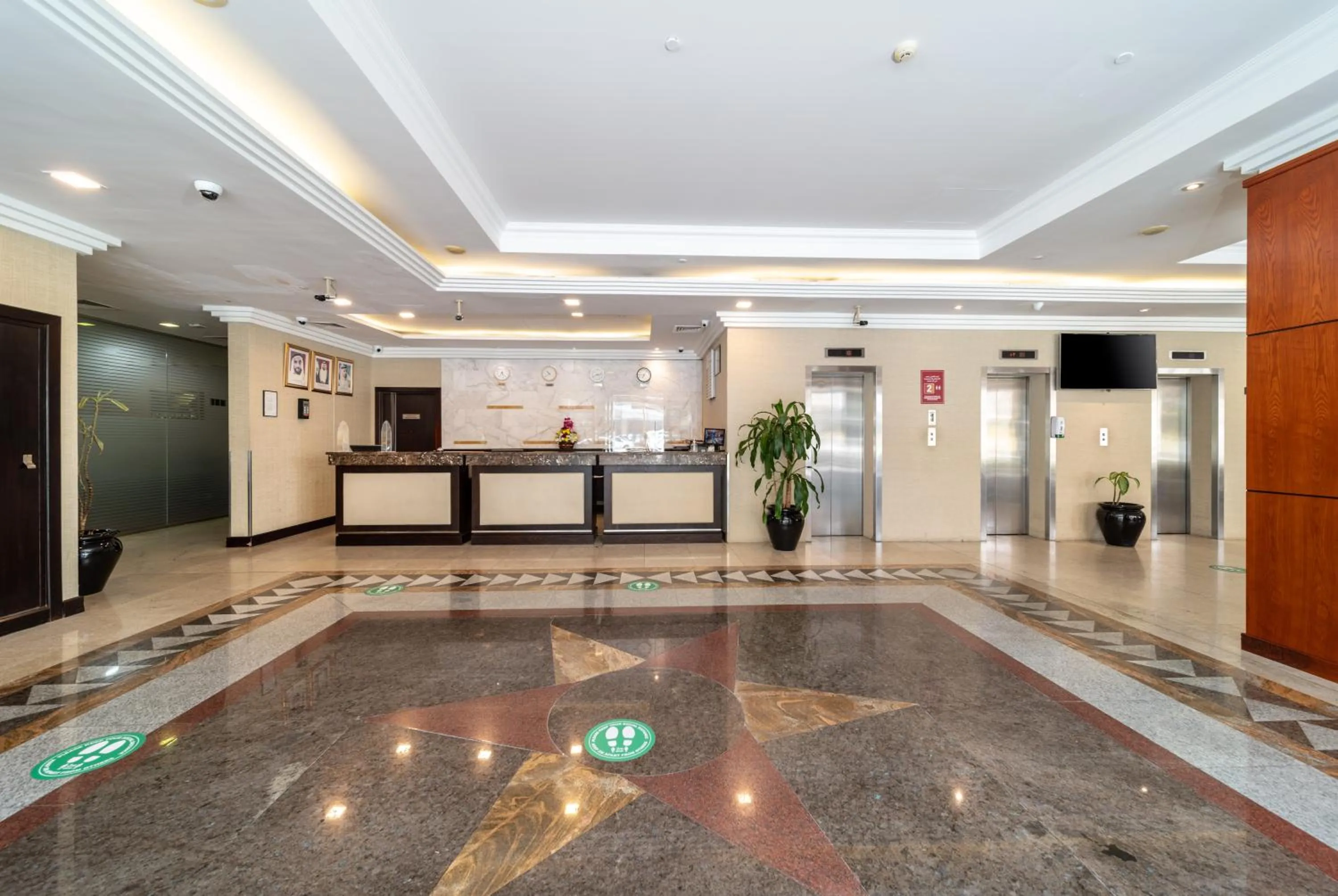 Lobby or reception in Star Metro Deira Hotel Apartments